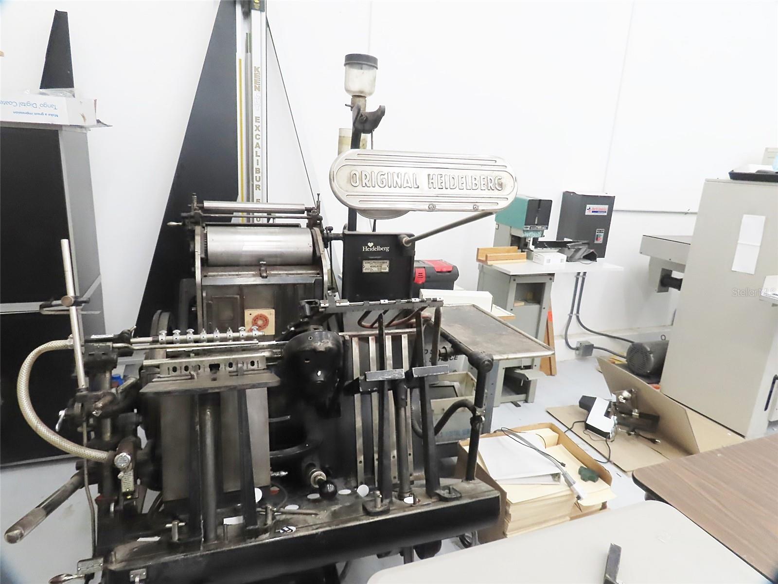 SEMORAN BUS CENTER CONDO, APOPKA, FL, 32703