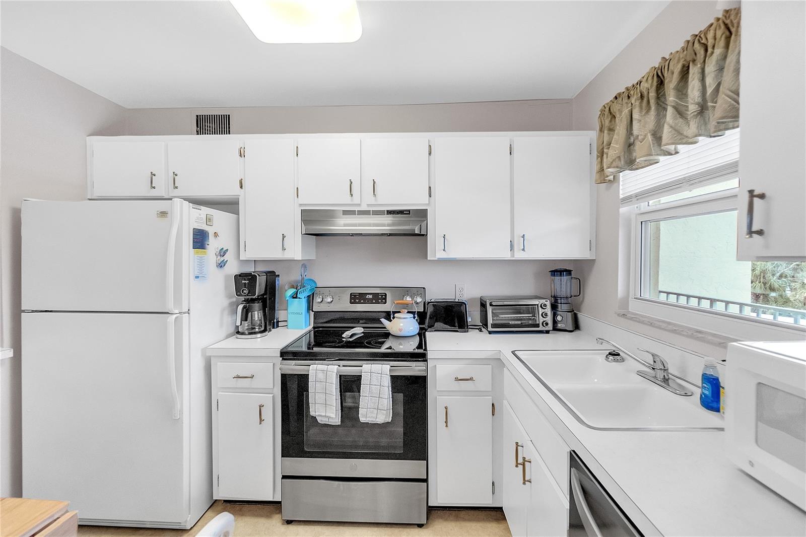 915 BEACH RD #318, SARASOTA, FL, 34242