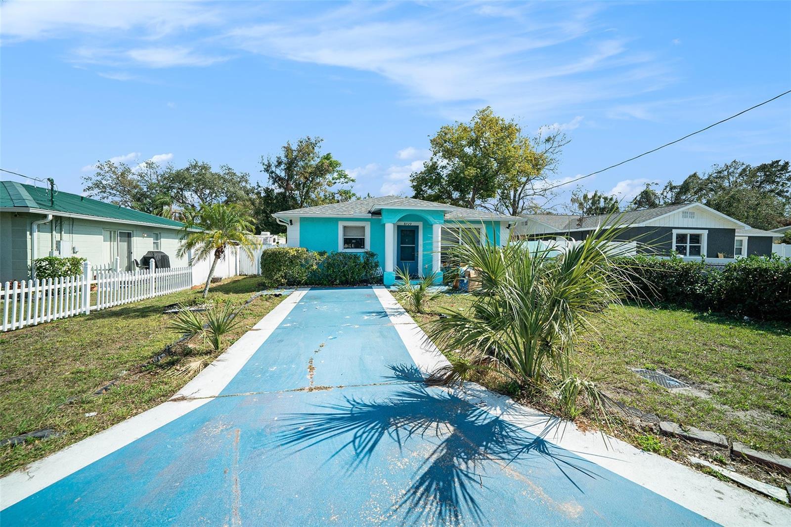 8729 N TANGERINE PL, TAMPA, FL, 33617