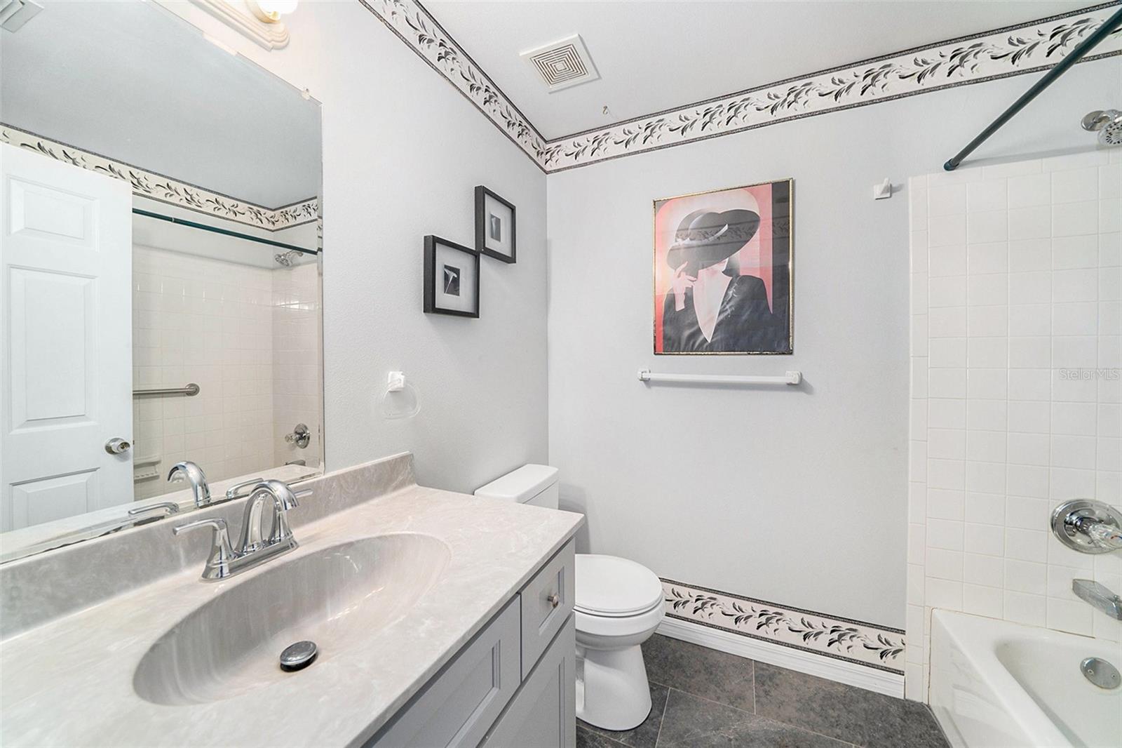 8729 N TANGERINE PL, TAMPA, FL, 33617