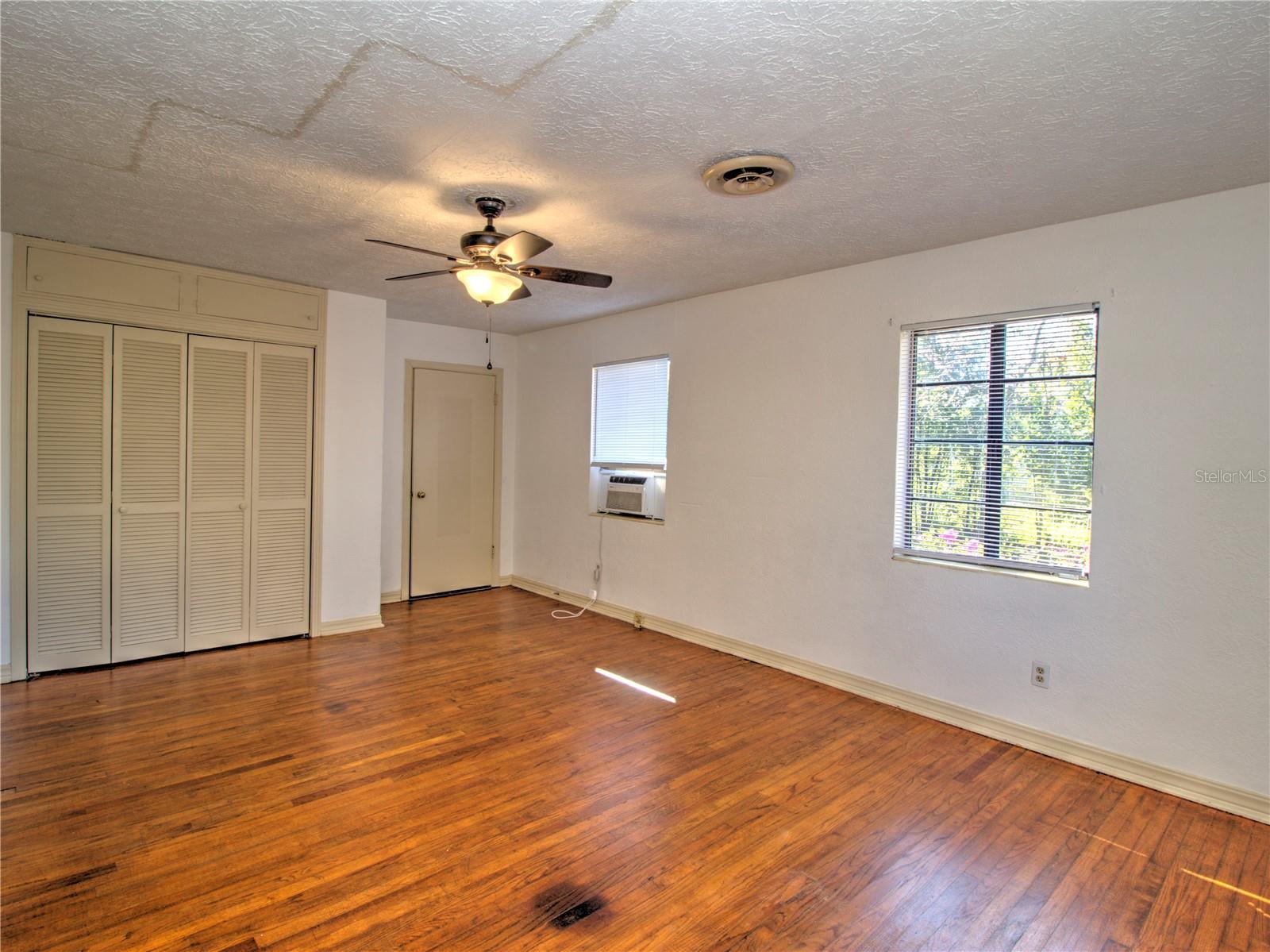 1022 NE 11TH AVE, OCALA, FL, 34470