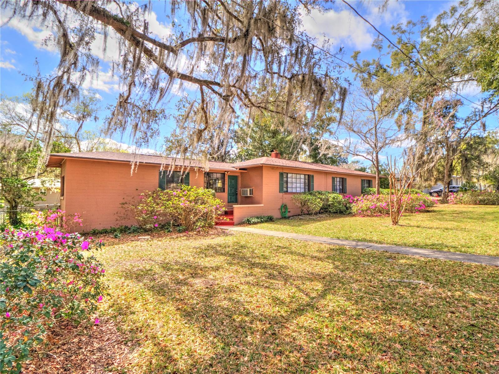 1022 NE 11TH AVE, OCALA, FL, 34470