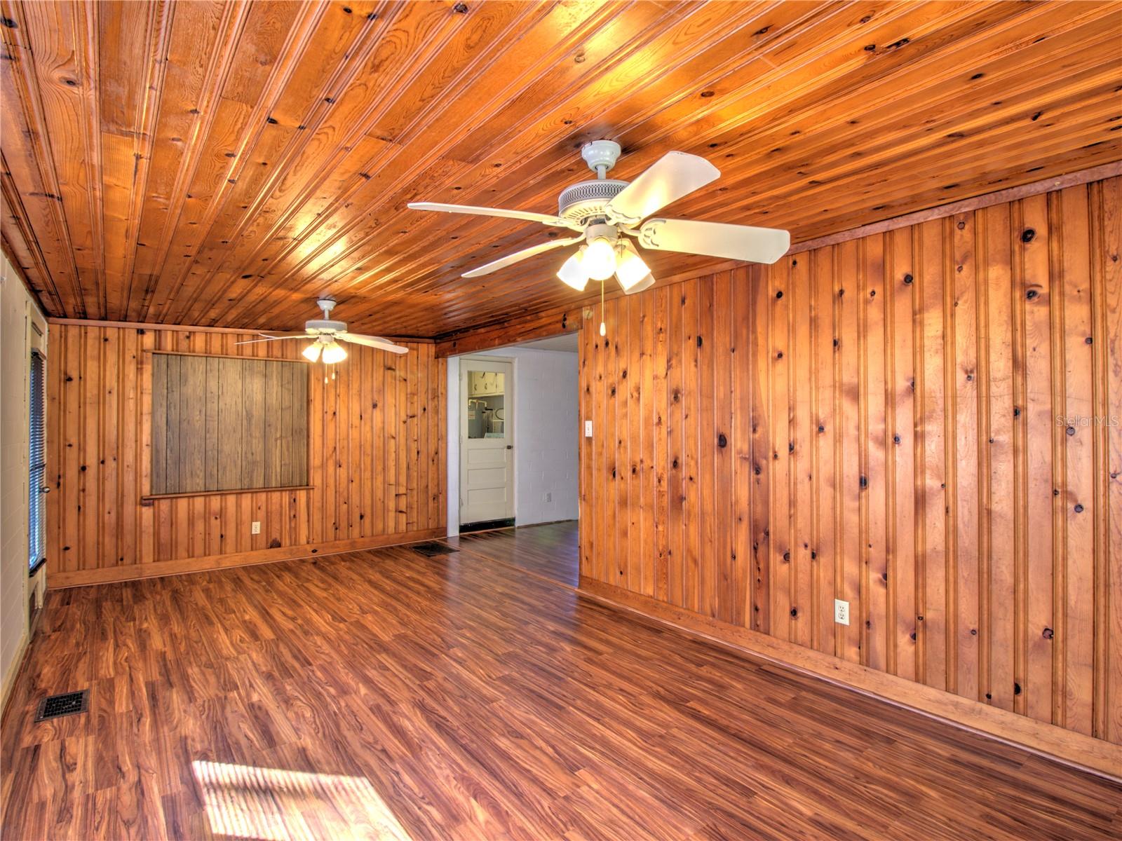 1022 NE 11TH AVE, OCALA, FL, 34470