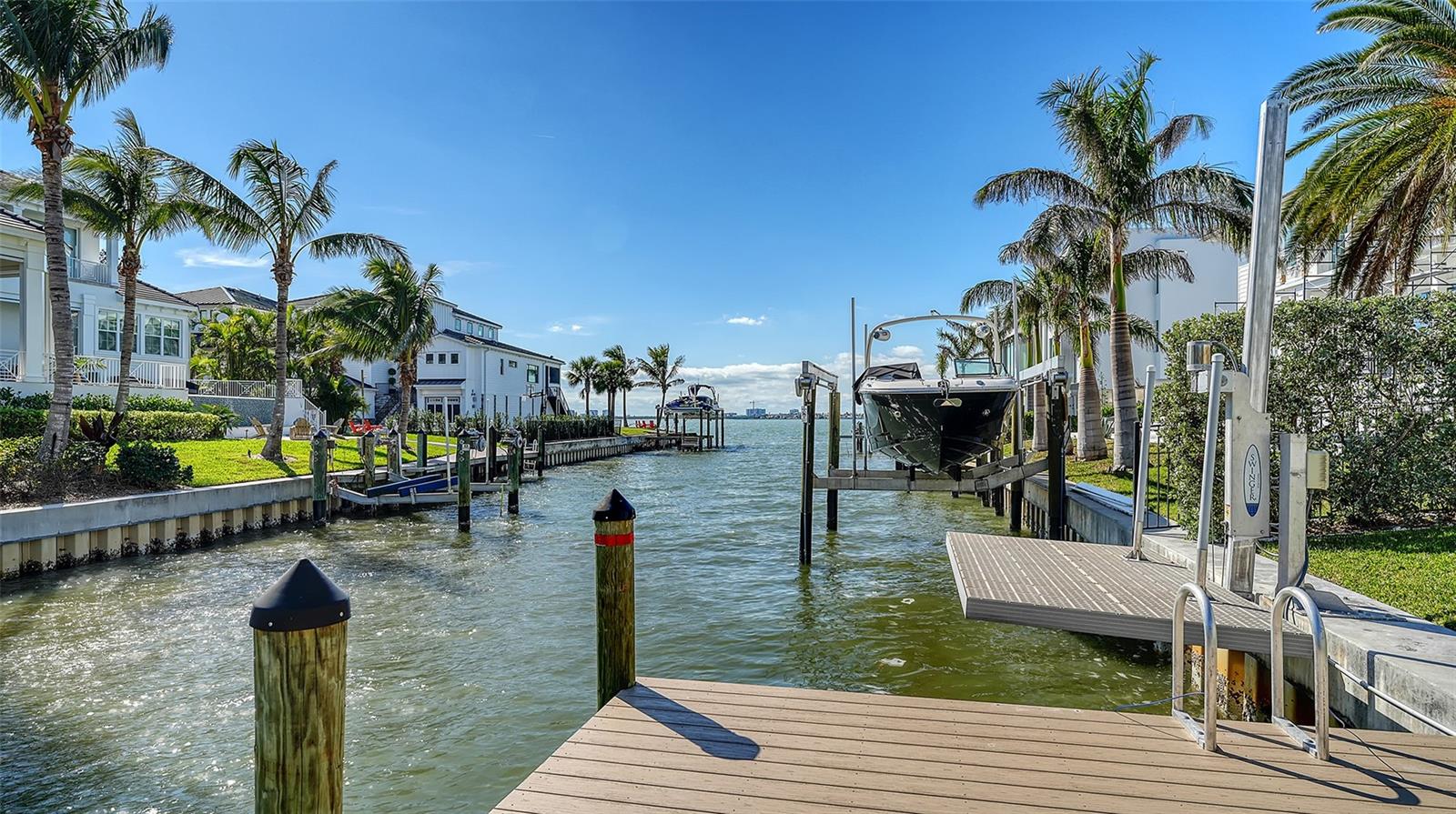 1516 SANDPIPER LN, SARASOTA, FL, 34239