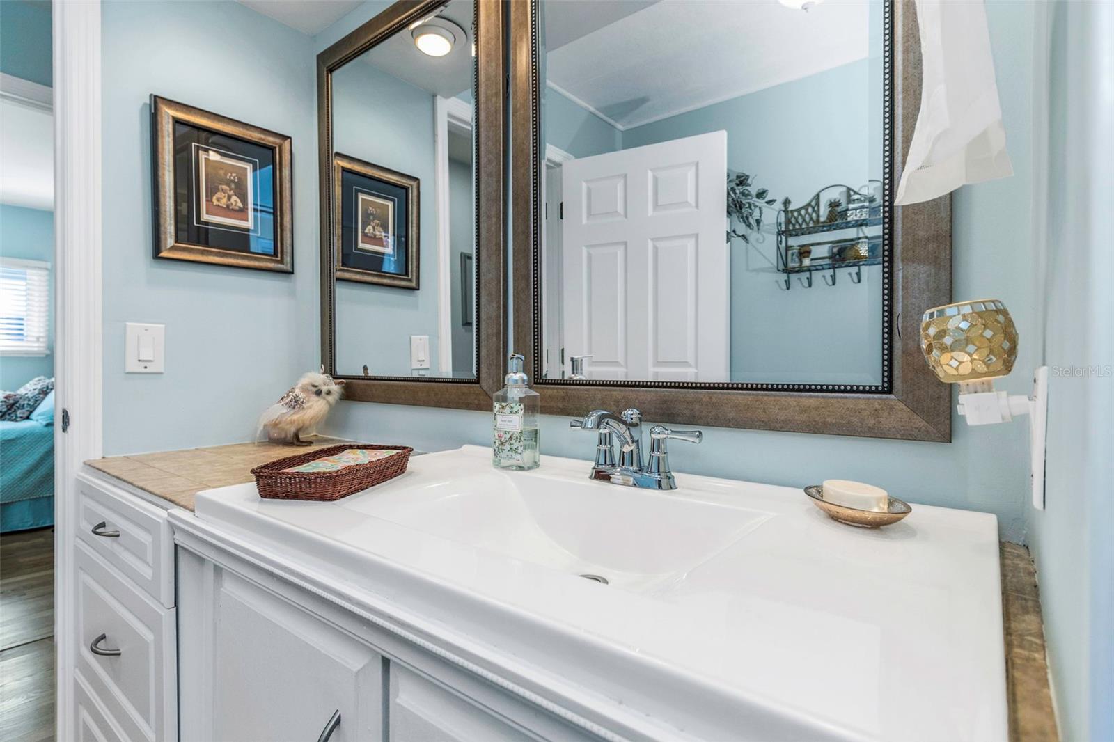 292 SALEM AVE #4, PALM HARBOR, FL, 34684