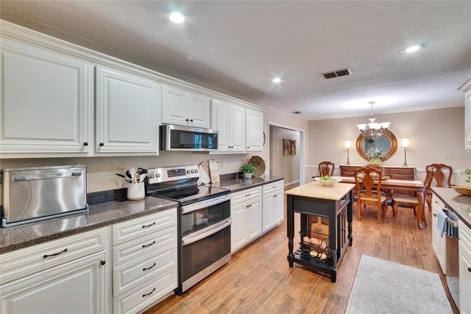 7929 CHASE RD, LAKELAND, FL, 33810