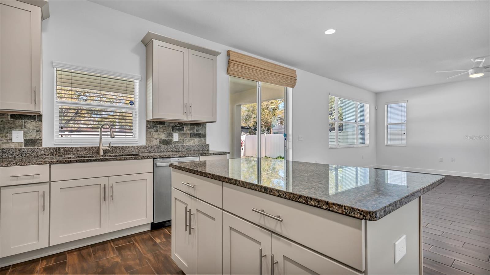 3407 W GRACE ST, TAMPA, FL, 33607