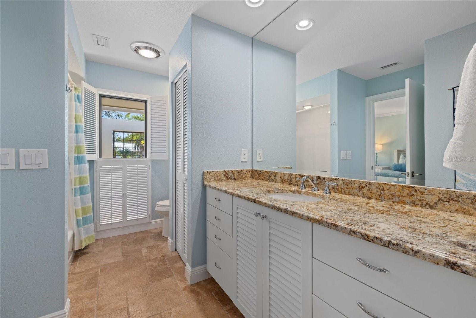 432 PARTRIDGE CIR, SARASOTA, FL, 34236