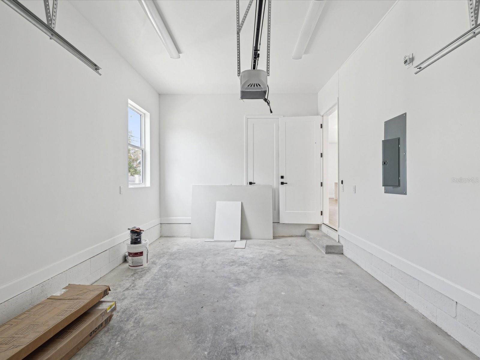 1753 25TH AVE N, ST PETERSBURG, FL, 33713