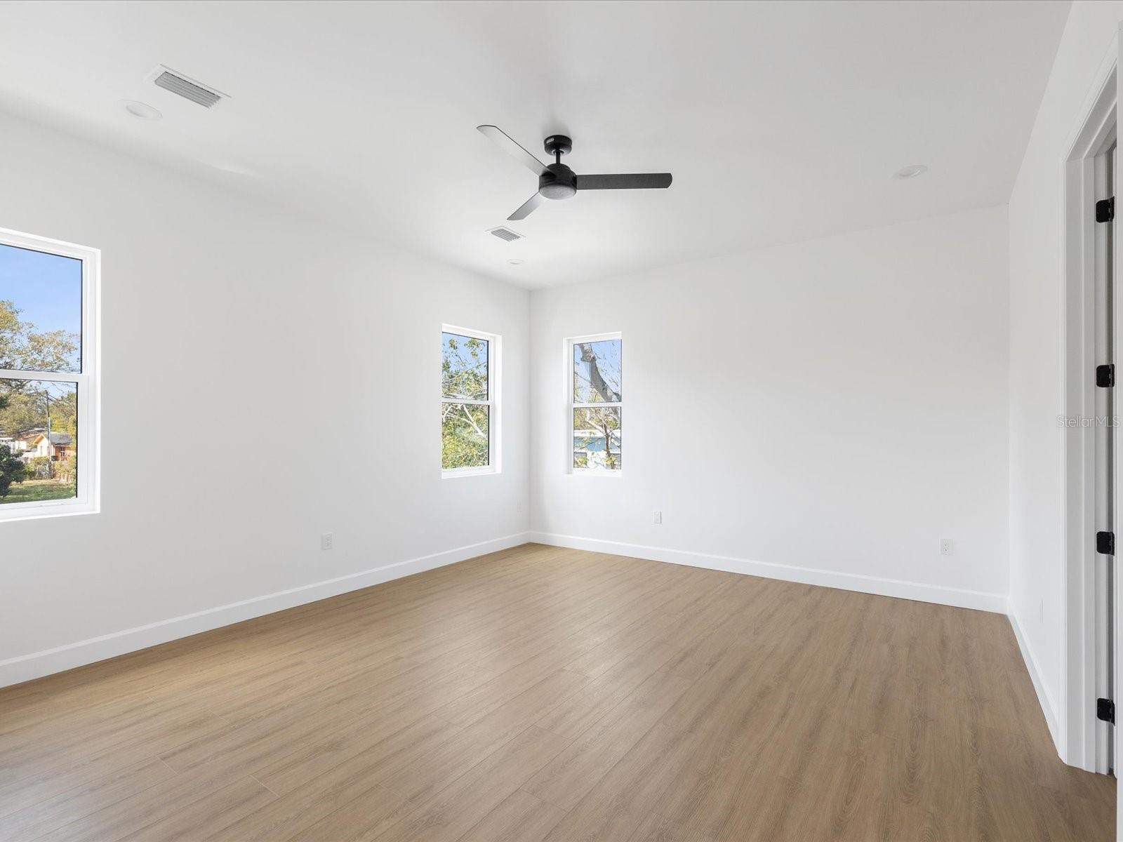 1753 25TH AVE N, ST PETERSBURG, FL, 33713