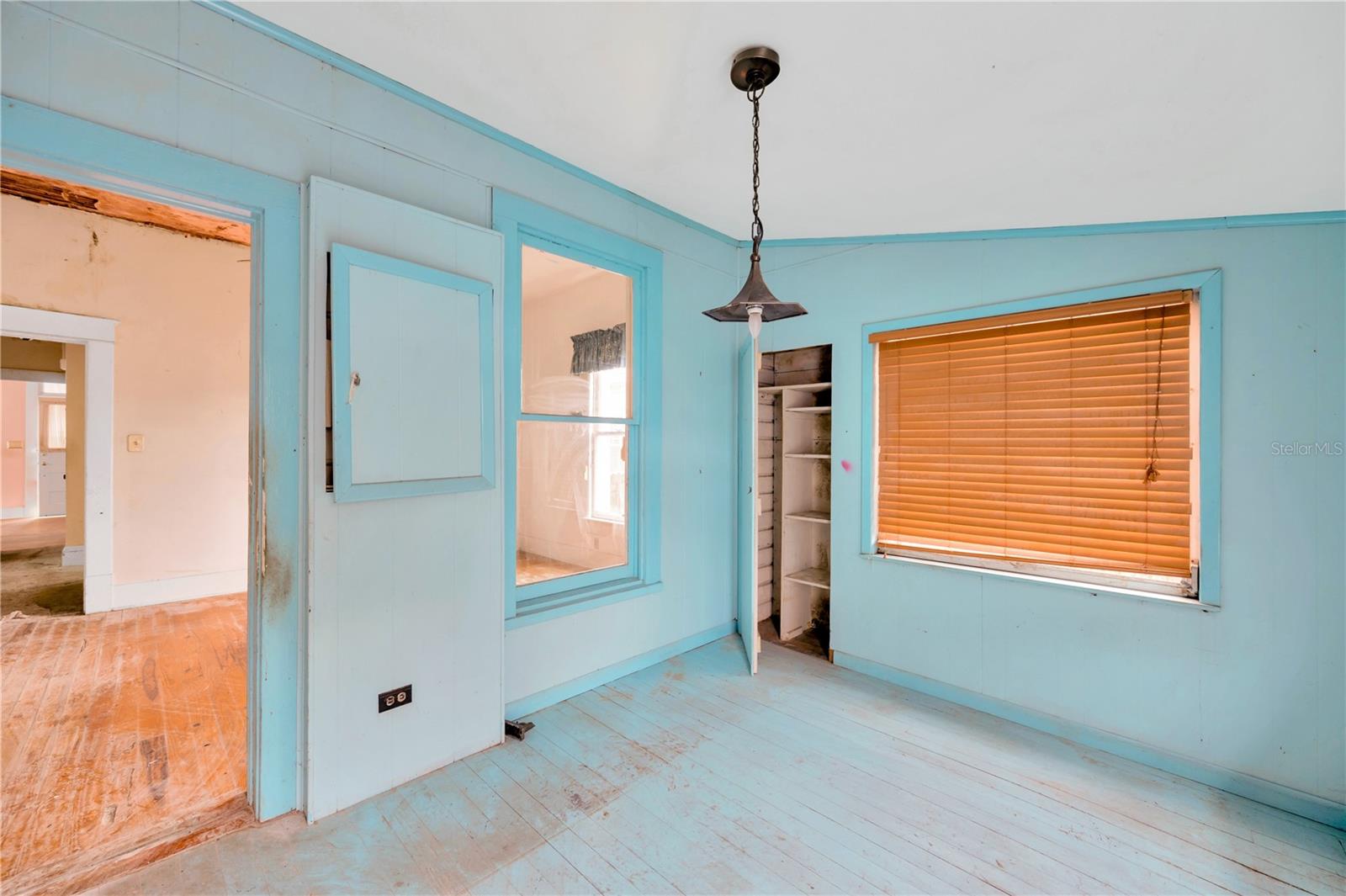 105 E CALHOUN ST, PLANT CITY, FL, 33563