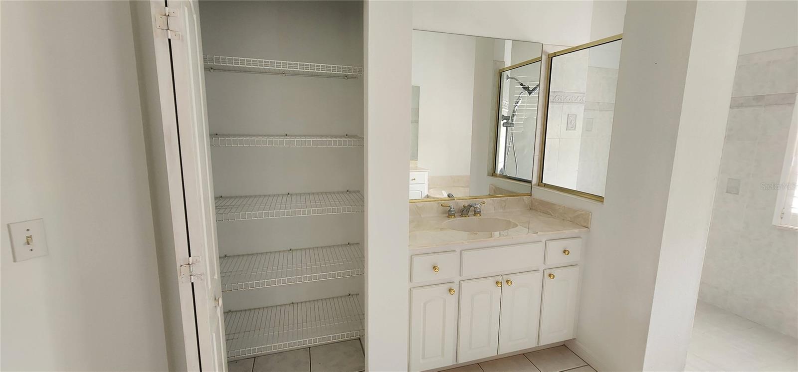 629 SAWGRASS BRIDGE RD, VENICE, FL, 34292
