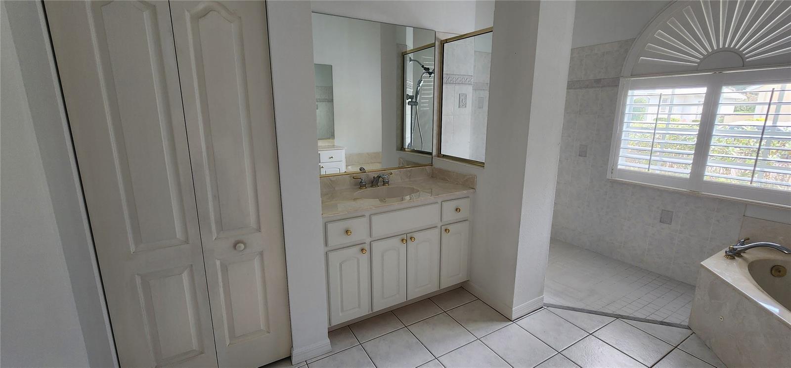 629 SAWGRASS BRIDGE RD, VENICE, FL, 34292
