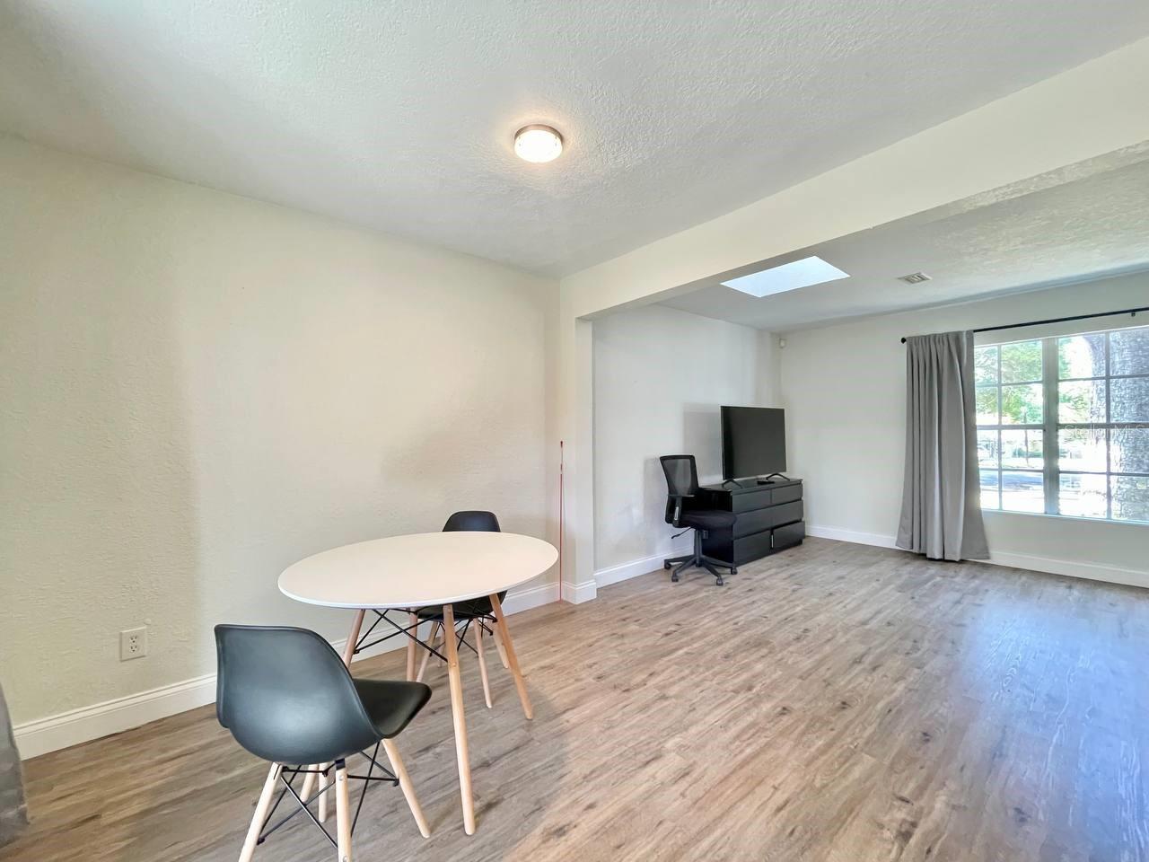 2101 E HOWELL ST, TAMPA, FL, 33610
