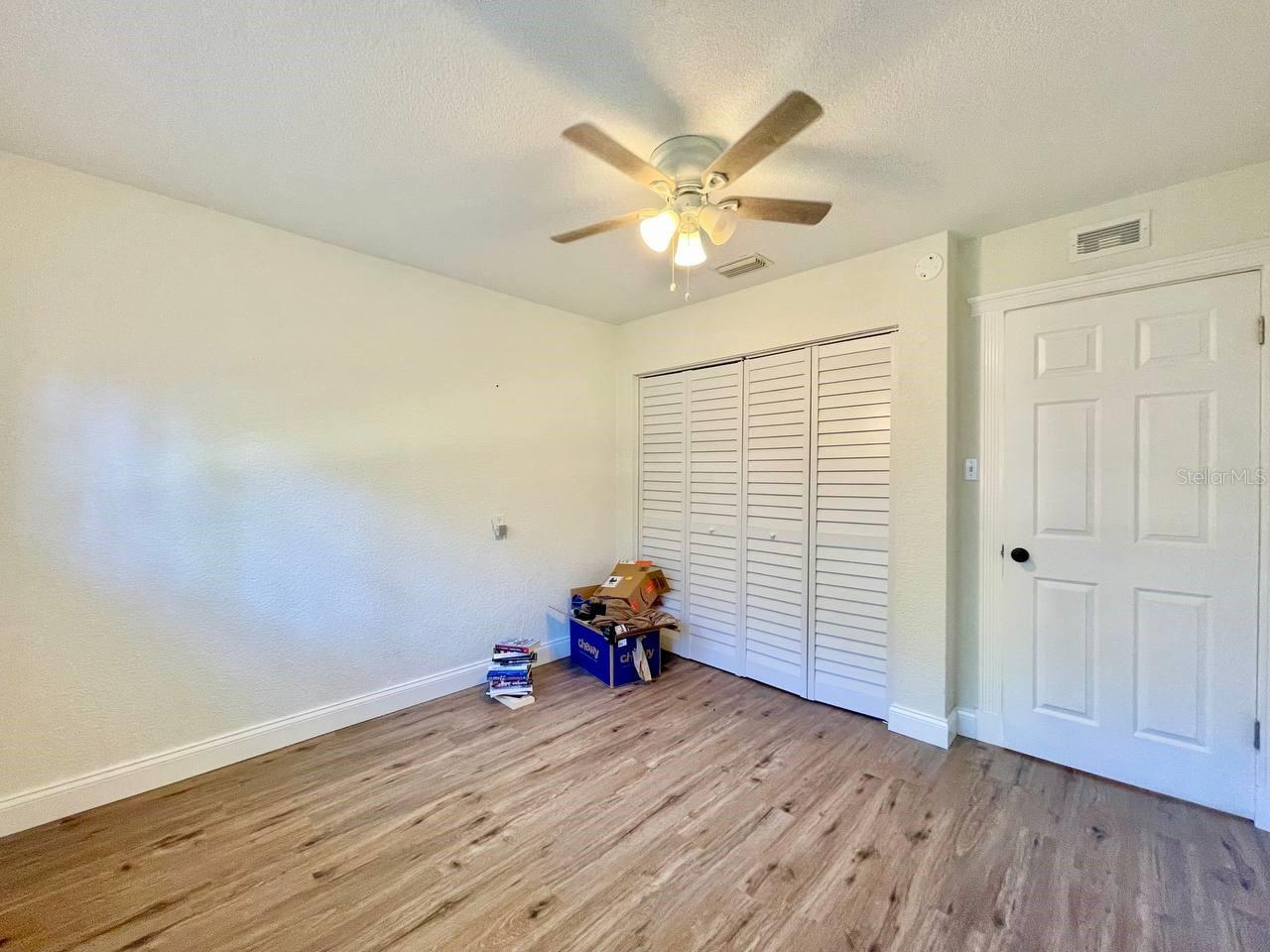 2101 E HOWELL ST, TAMPA, FL, 33610