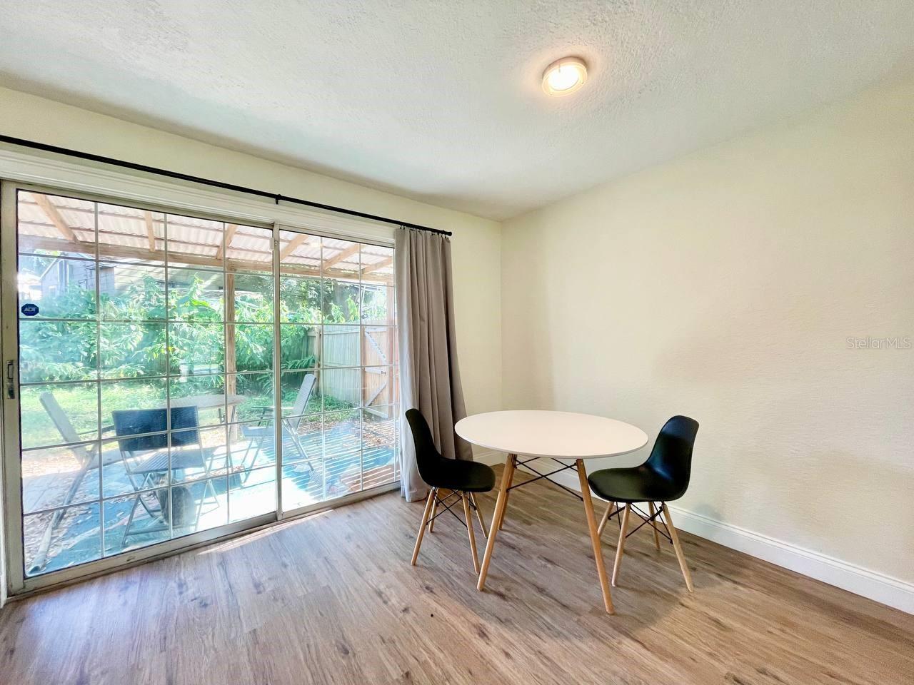 2101 E HOWELL ST, TAMPA, FL, 33610