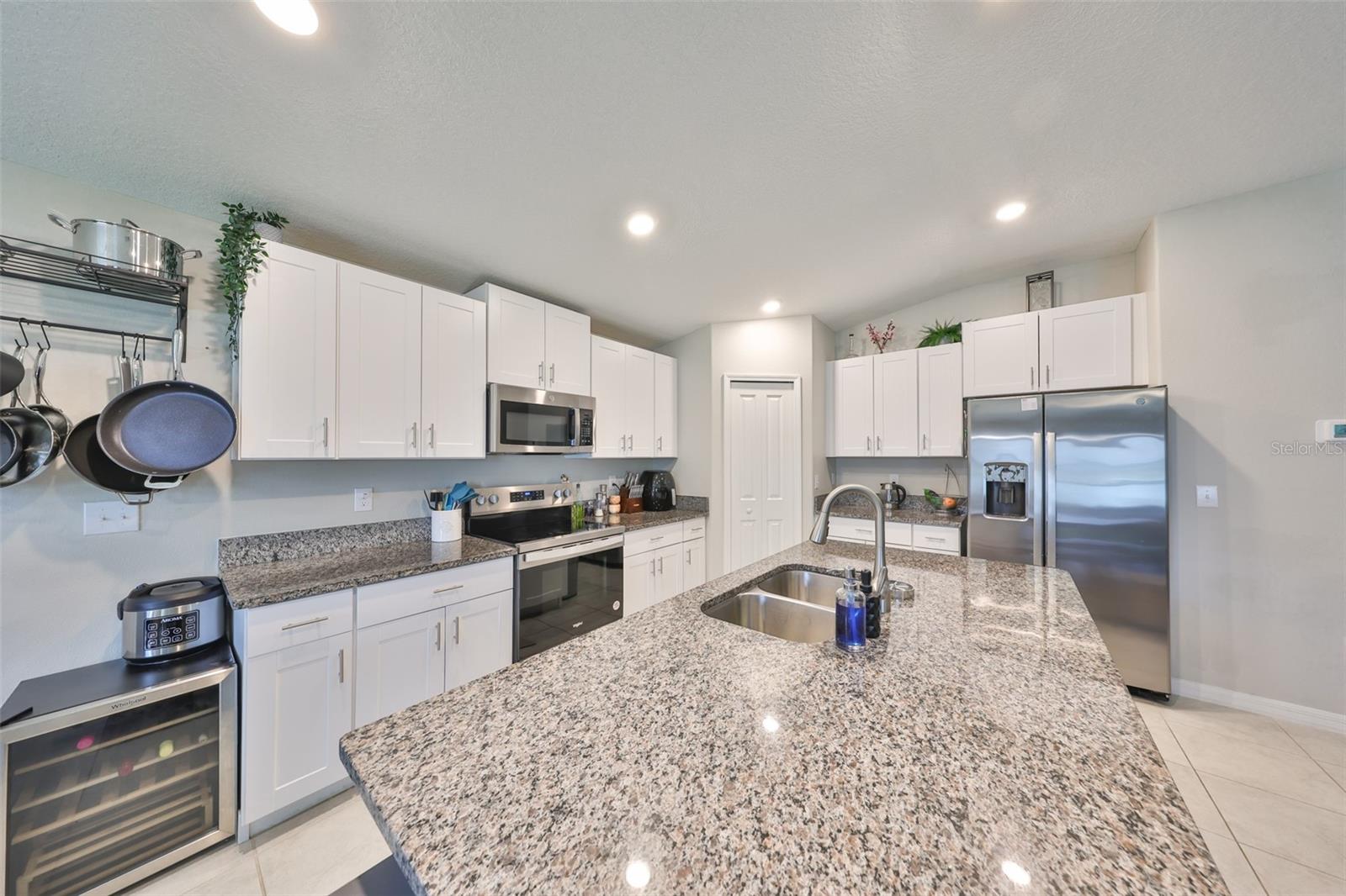 12928 WILDFLOWER MEADOW DR, RIVERVIEW, FL, 33579
