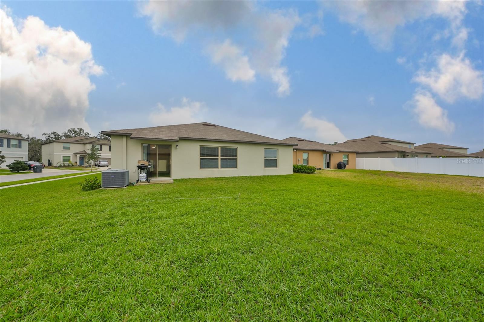 12928 WILDFLOWER MEADOW DR, RIVERVIEW, FL, 33579