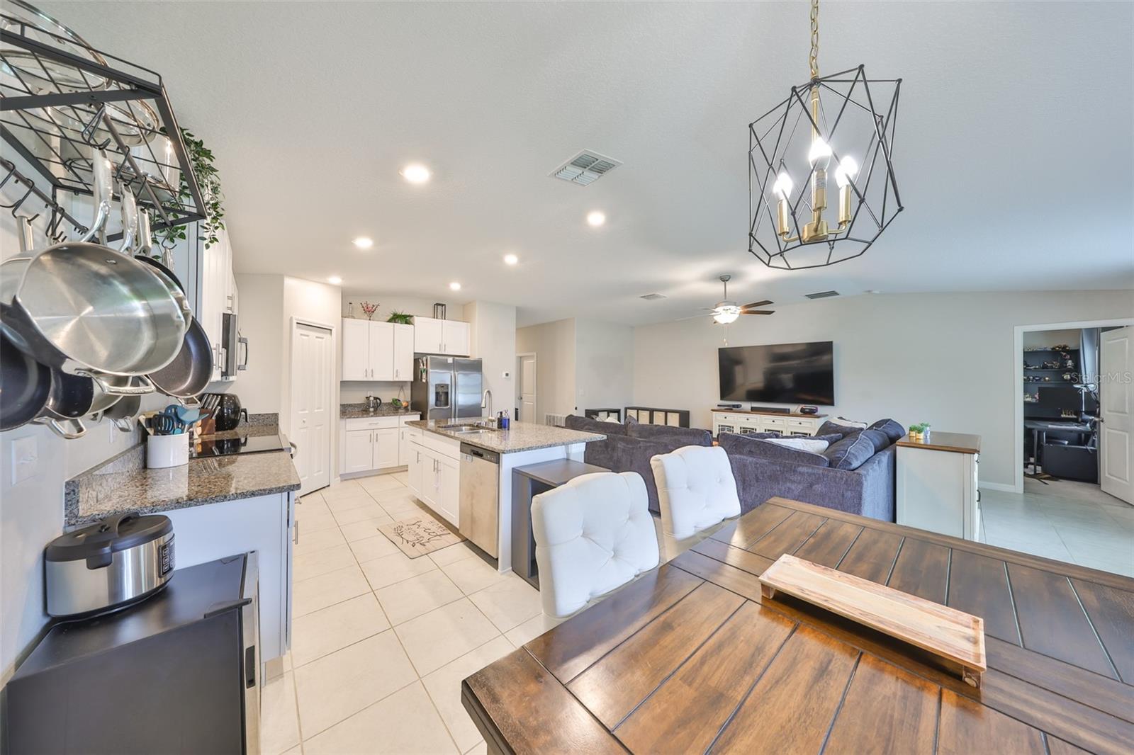 12928 WILDFLOWER MEADOW DR, RIVERVIEW, FL, 33579