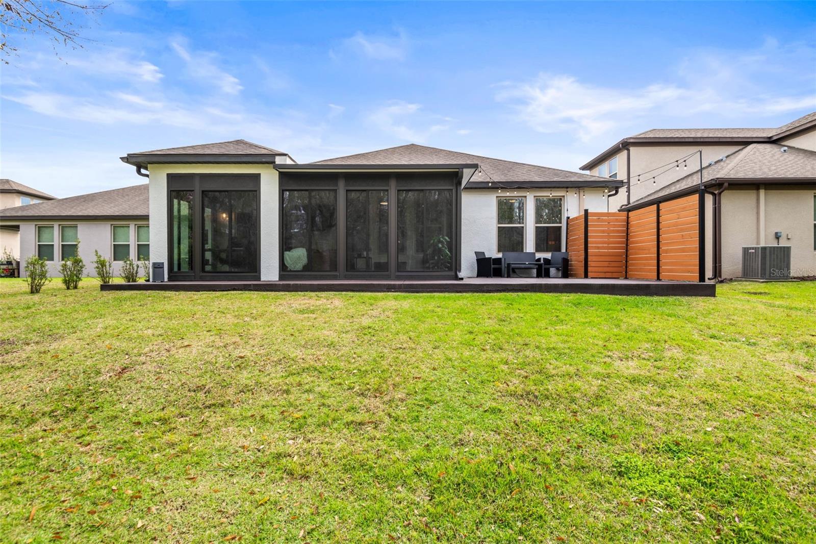 4956 ROLLING GREEN DR, WESLEY CHAPEL, FL, 33543