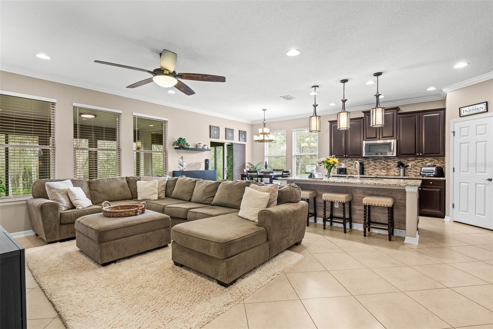 4956 ROLLING GREEN DR, WESLEY CHAPEL, FL, 33543