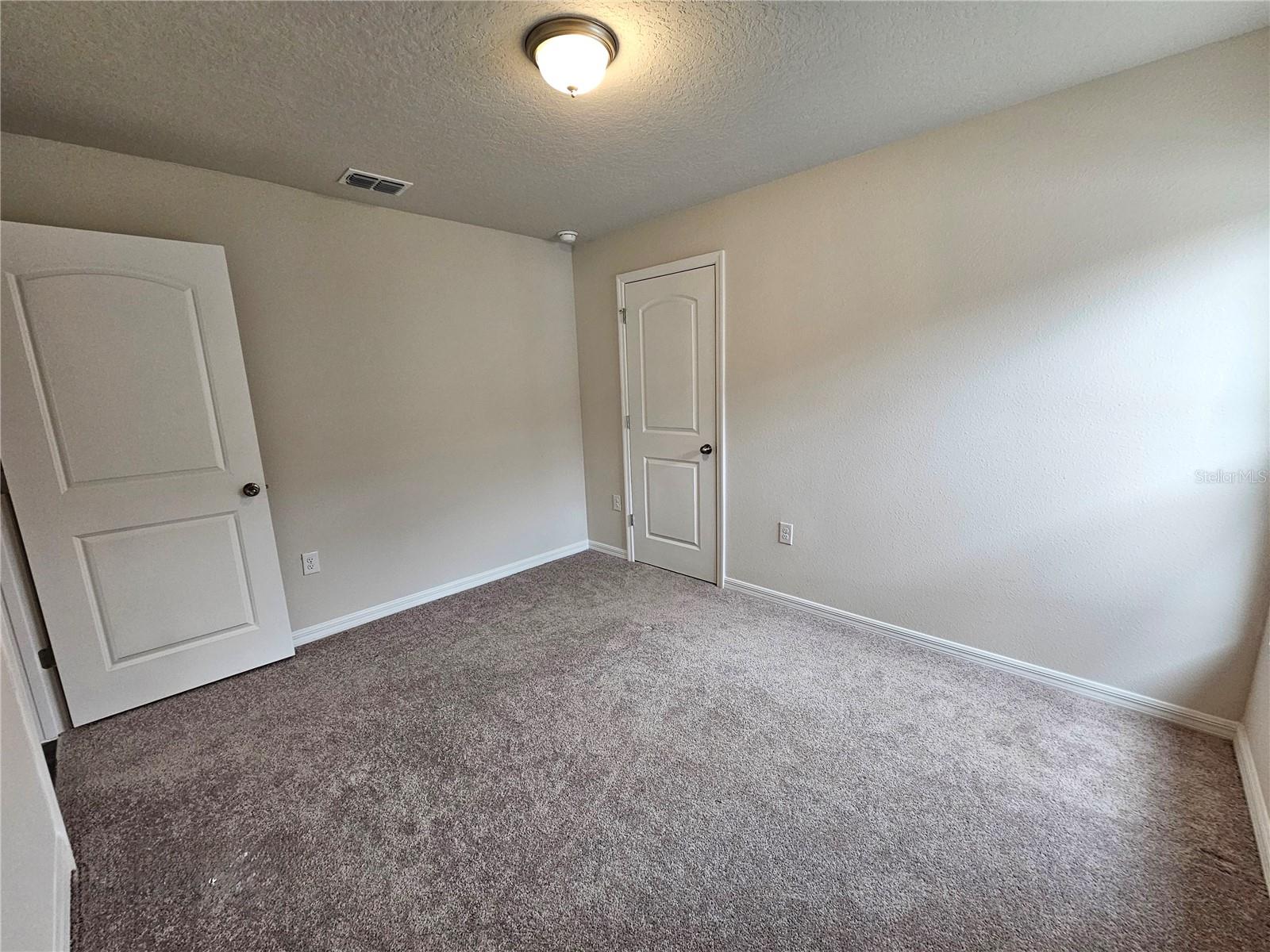 228 RIVER HILL DR, WELAKA, FL, 32193