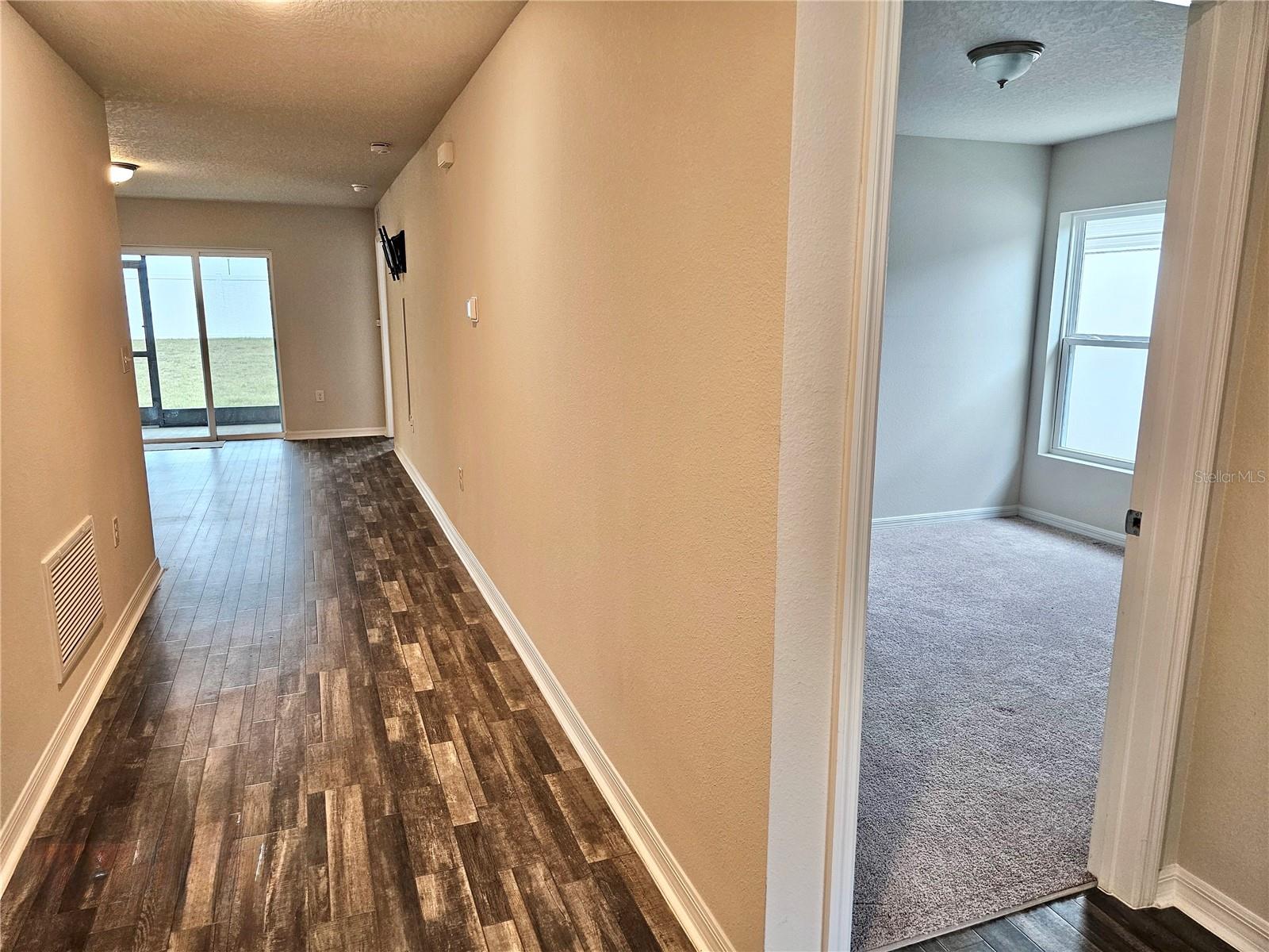 228 RIVER HILL DR, WELAKA, FL, 32193