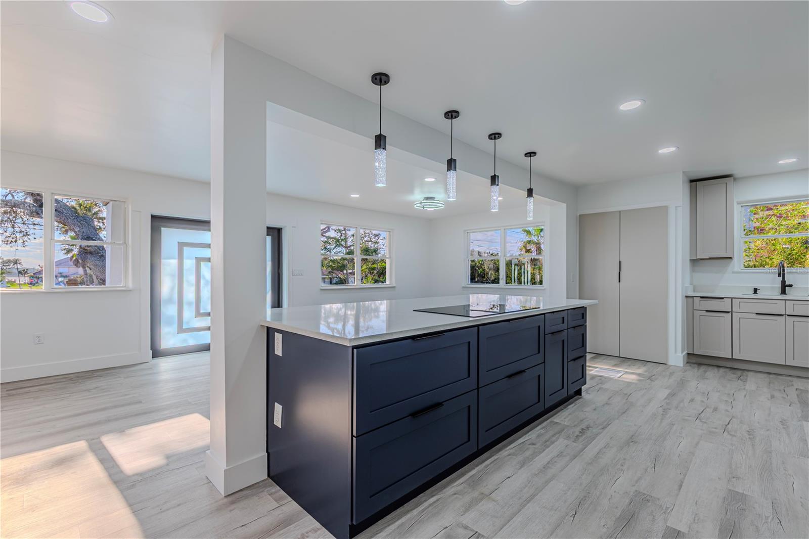 2061 S PENINSULA DR, DAYTONA BEACH, FL, 32118
