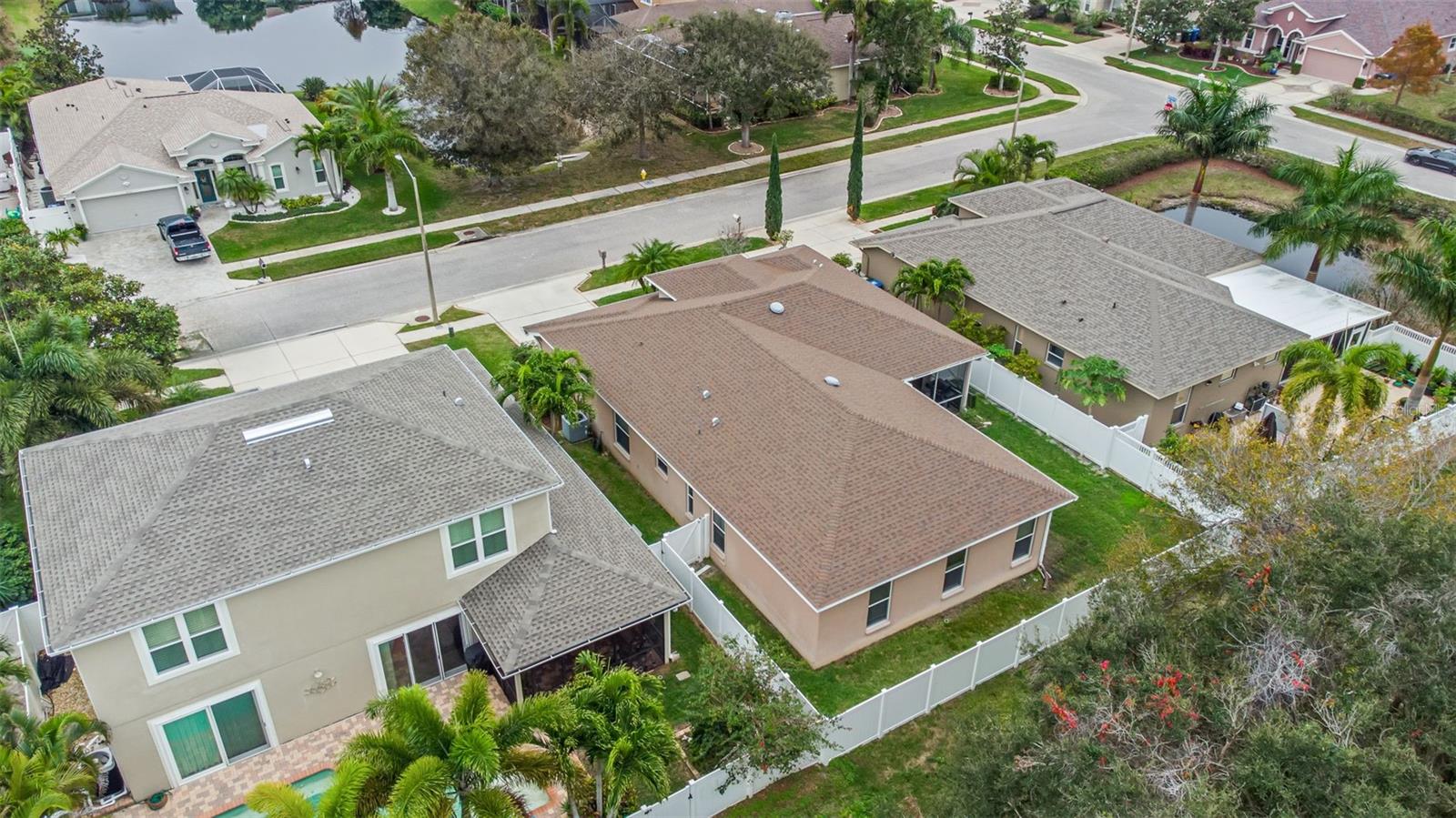 8265 WILD OAKS CIR, LARGO, FL, 33773