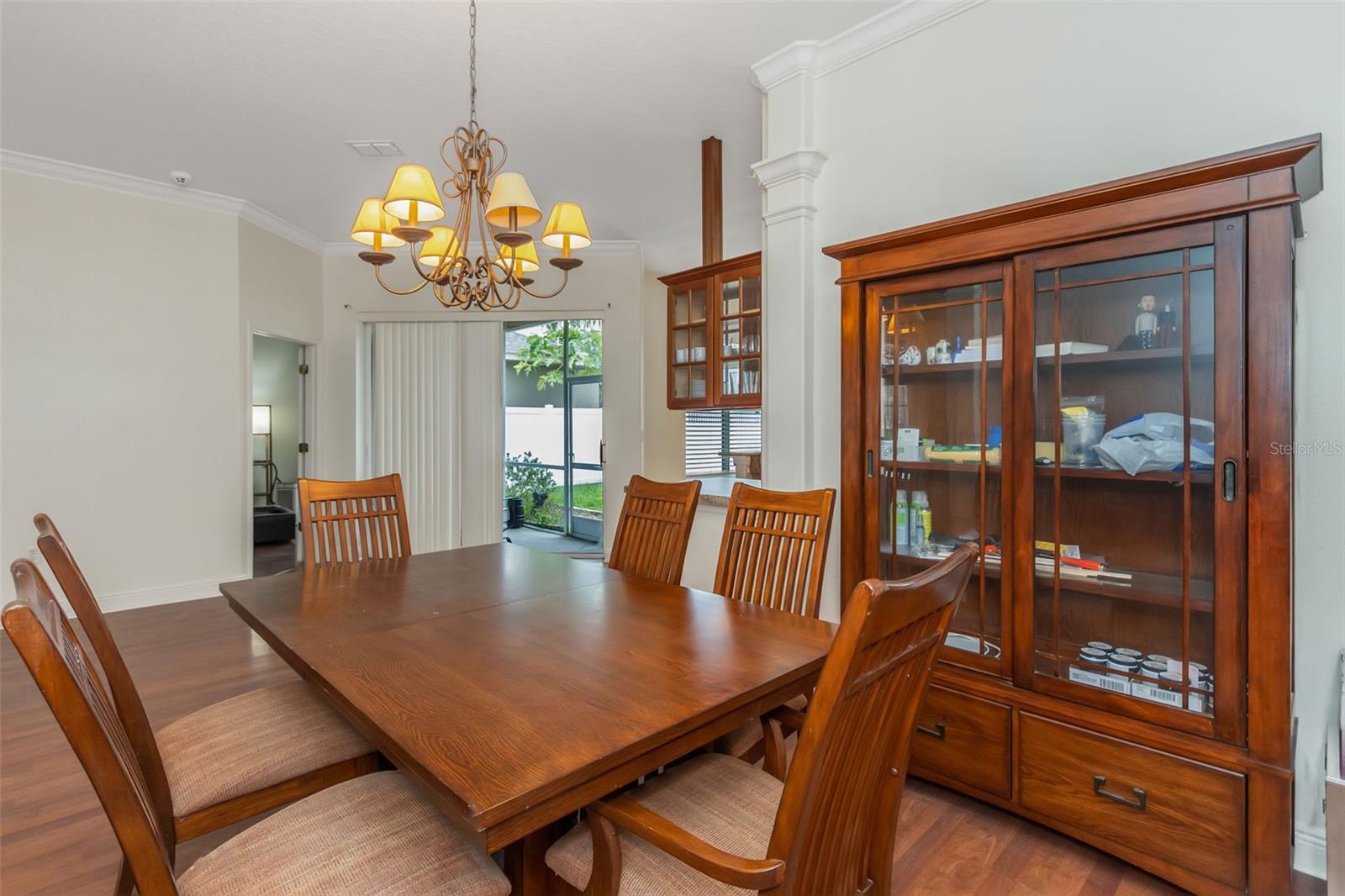 8265 WILD OAKS CIR, LARGO, FL, 33773