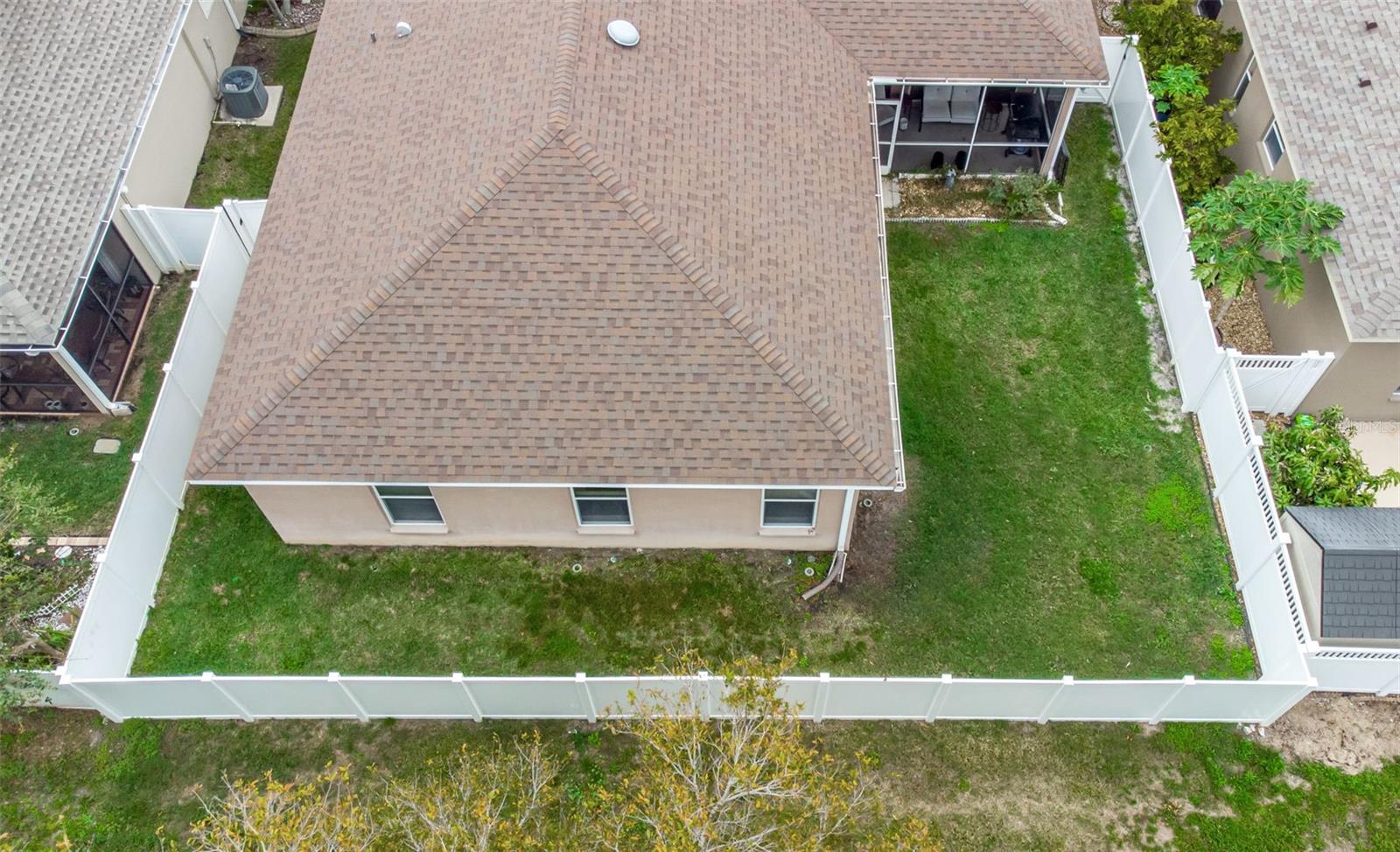 8265 WILD OAKS CIR, LARGO, FL, 33773