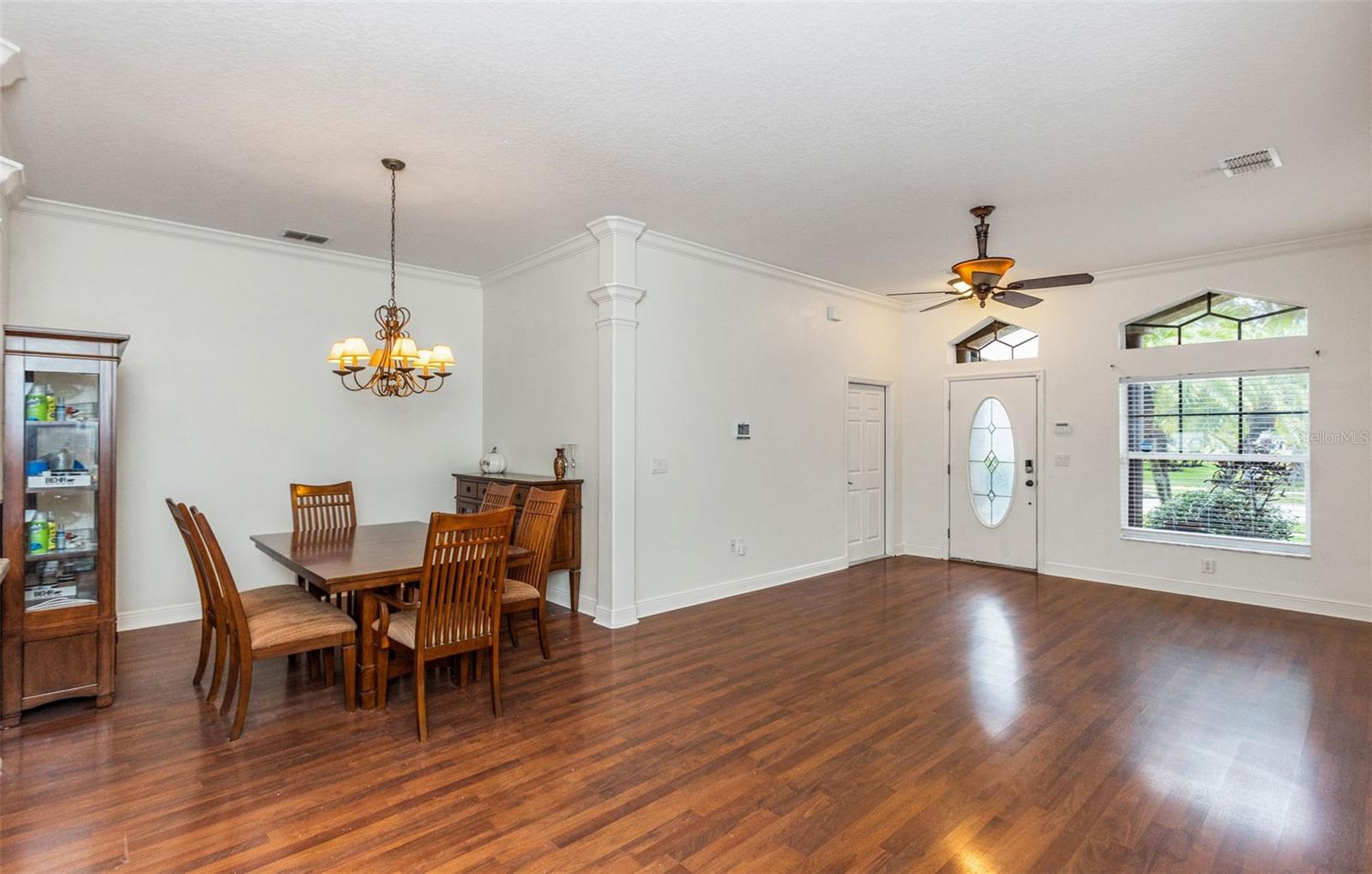 8265 WILD OAKS CIR, LARGO, FL, 33773