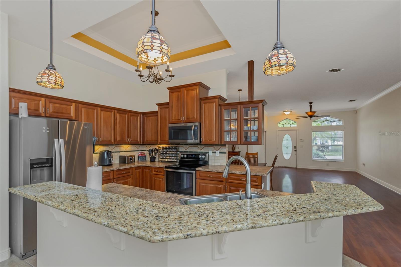 8265 WILD OAKS CIR, LARGO, FL, 33773