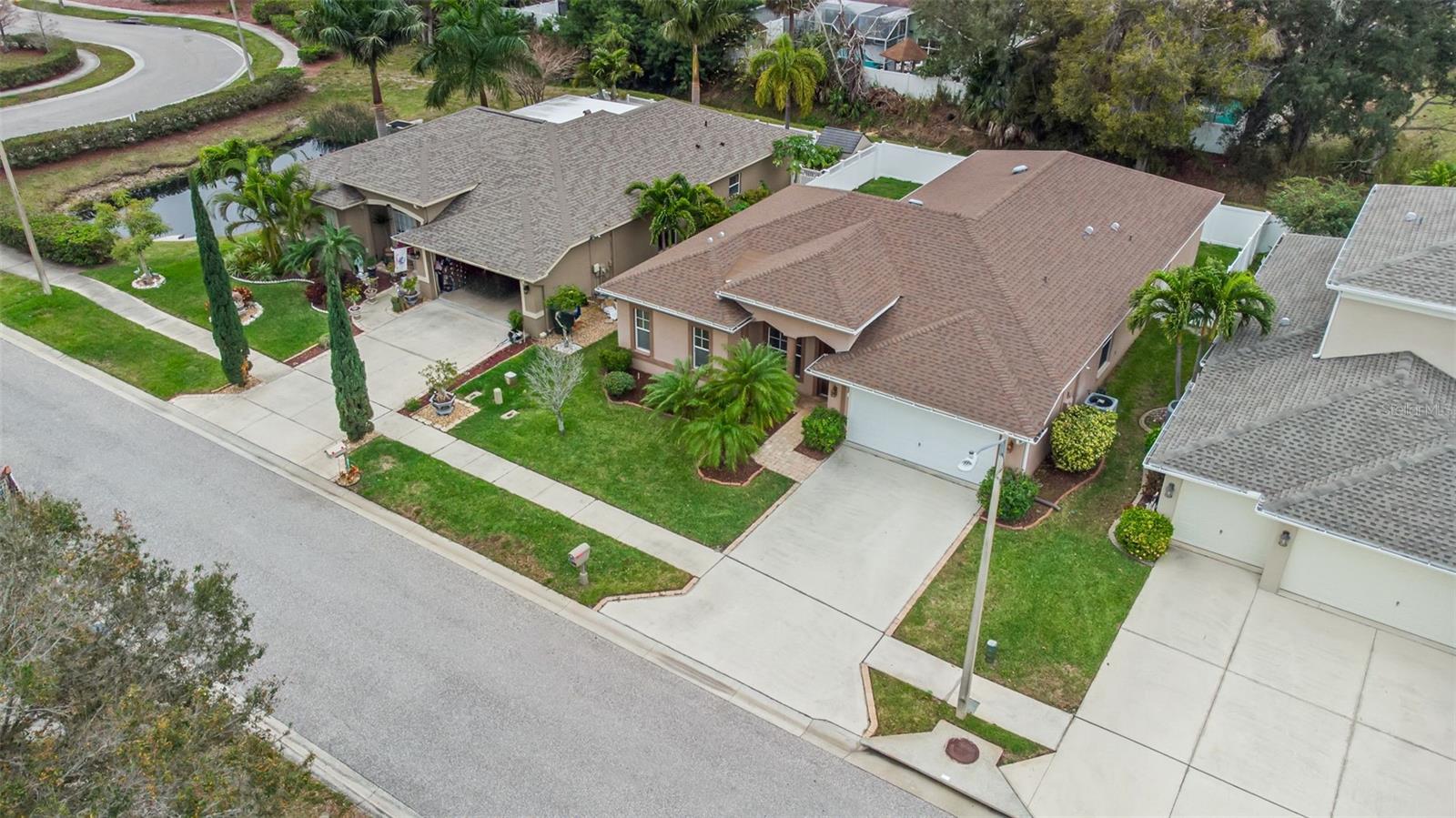 8265 WILD OAKS CIR, LARGO, FL, 33773