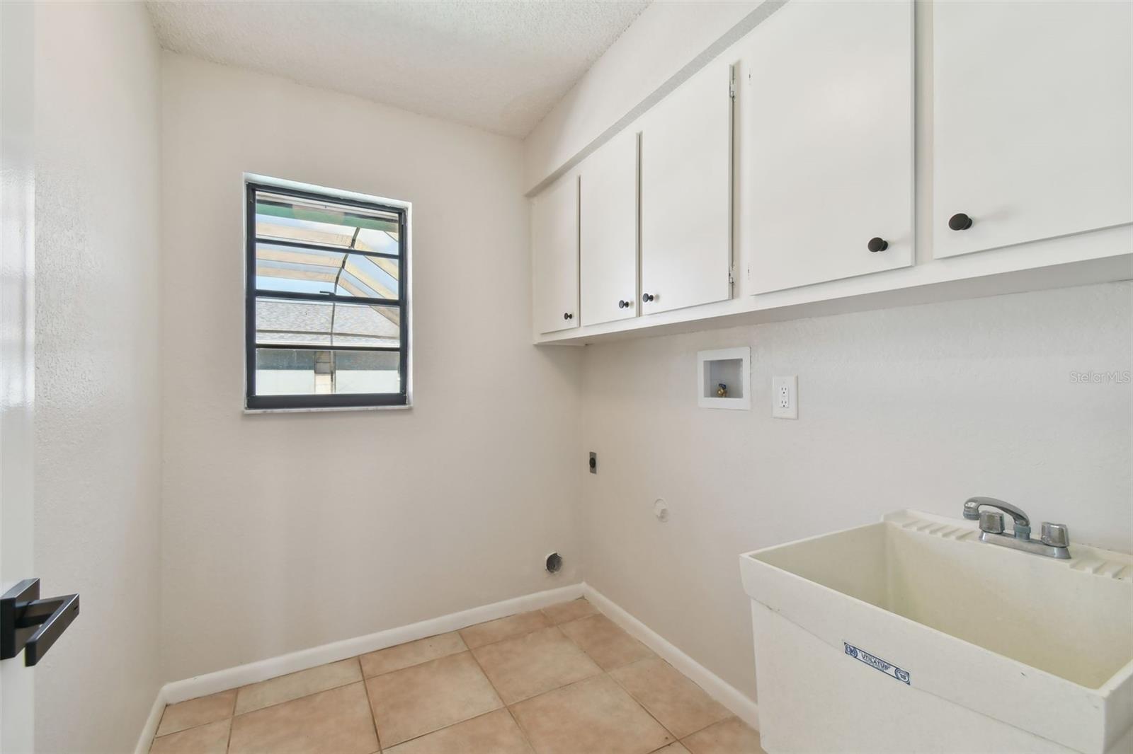 3111 BISHOP DR, SAFETY HARBOR, FL, 34695