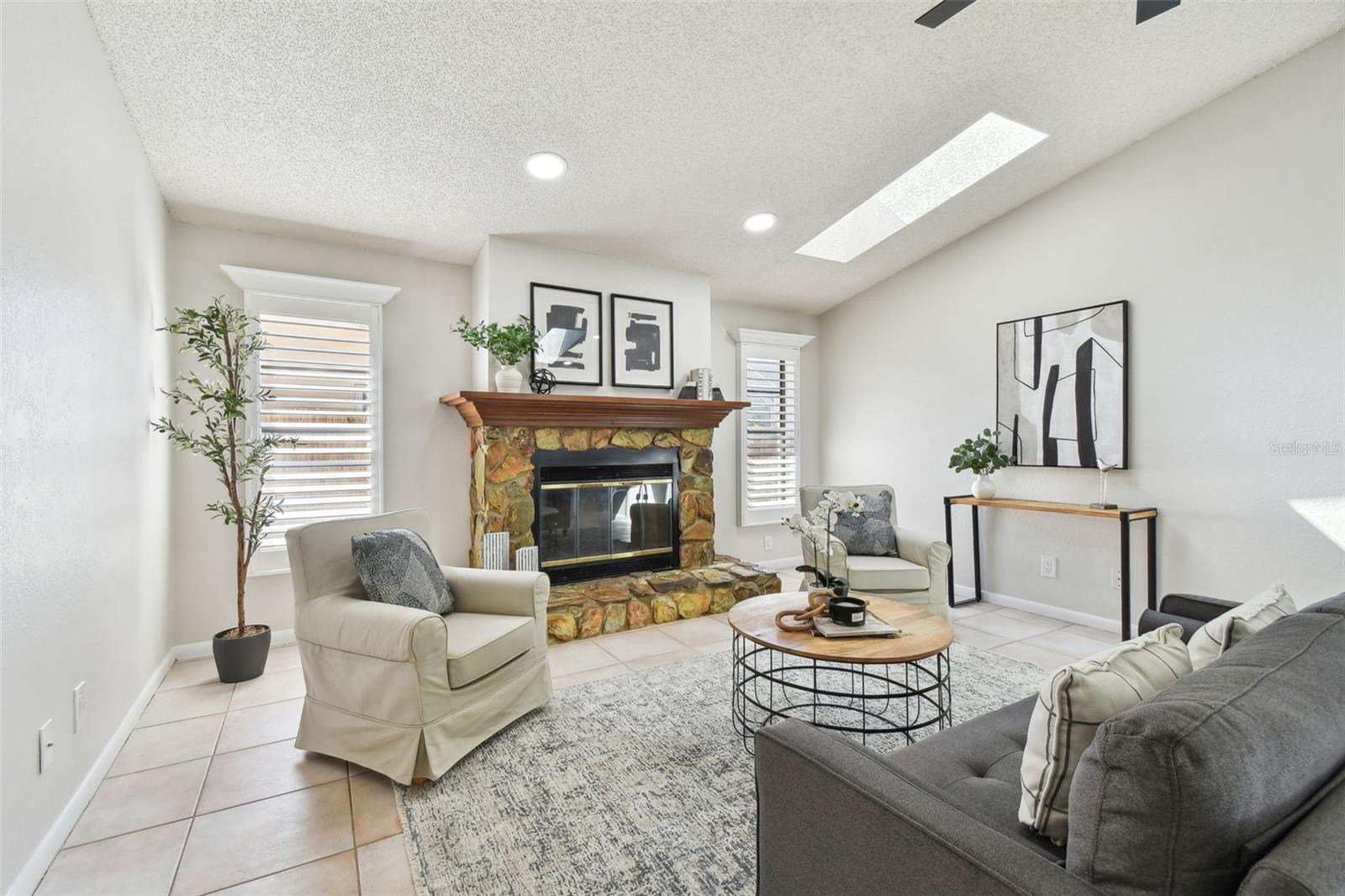3111 BISHOP DR, SAFETY HARBOR, FL, 34695