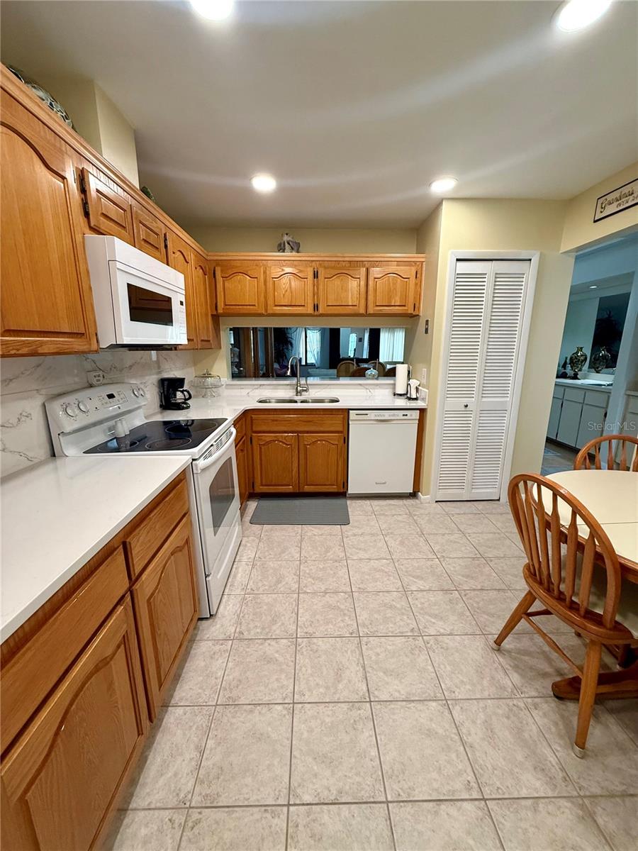 9 ESCONDIDO CIR #88, ALTAMONTE SPRINGS, FL, 32701