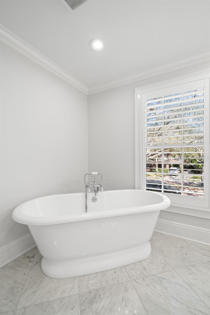 3412 W MCKAY AVE, TAMPA, FL, 33609