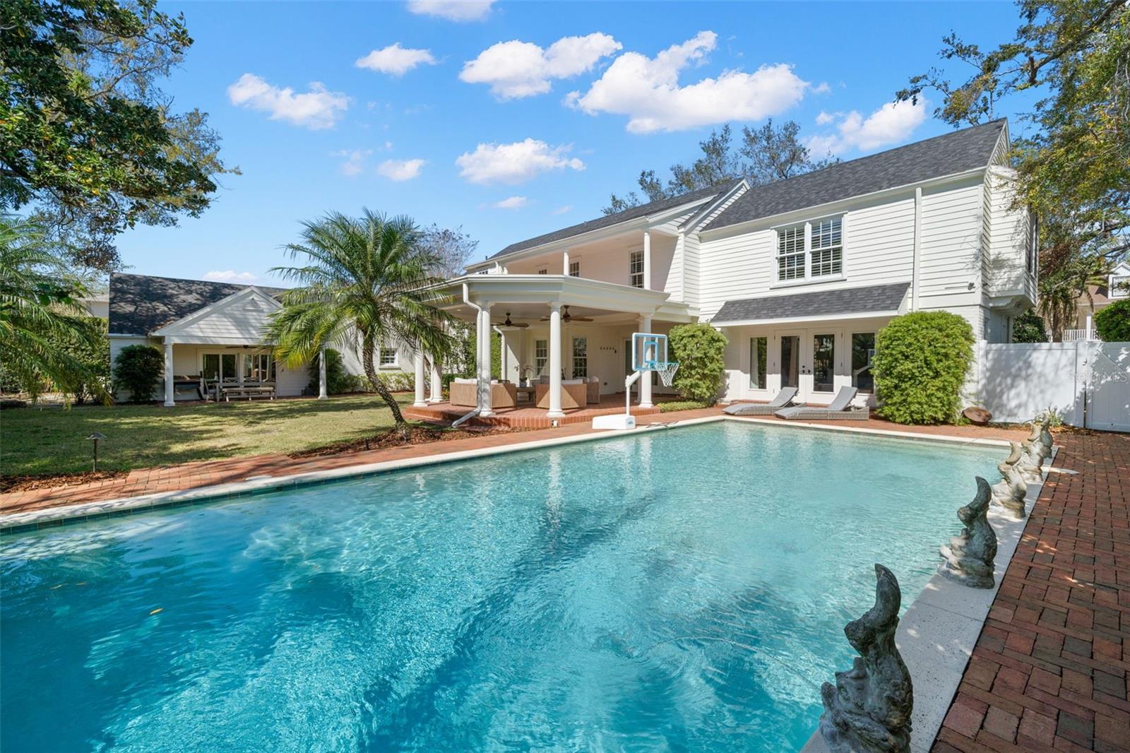 3412 W MCKAY AVE, TAMPA, FL, 33609