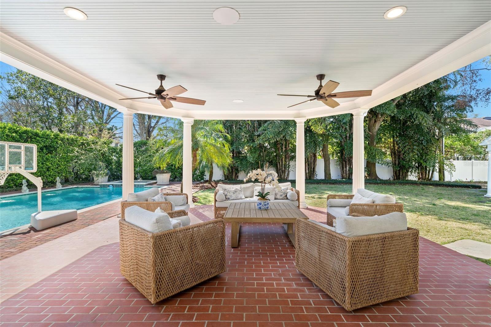 3412 W MCKAY AVE, TAMPA, FL, 33609