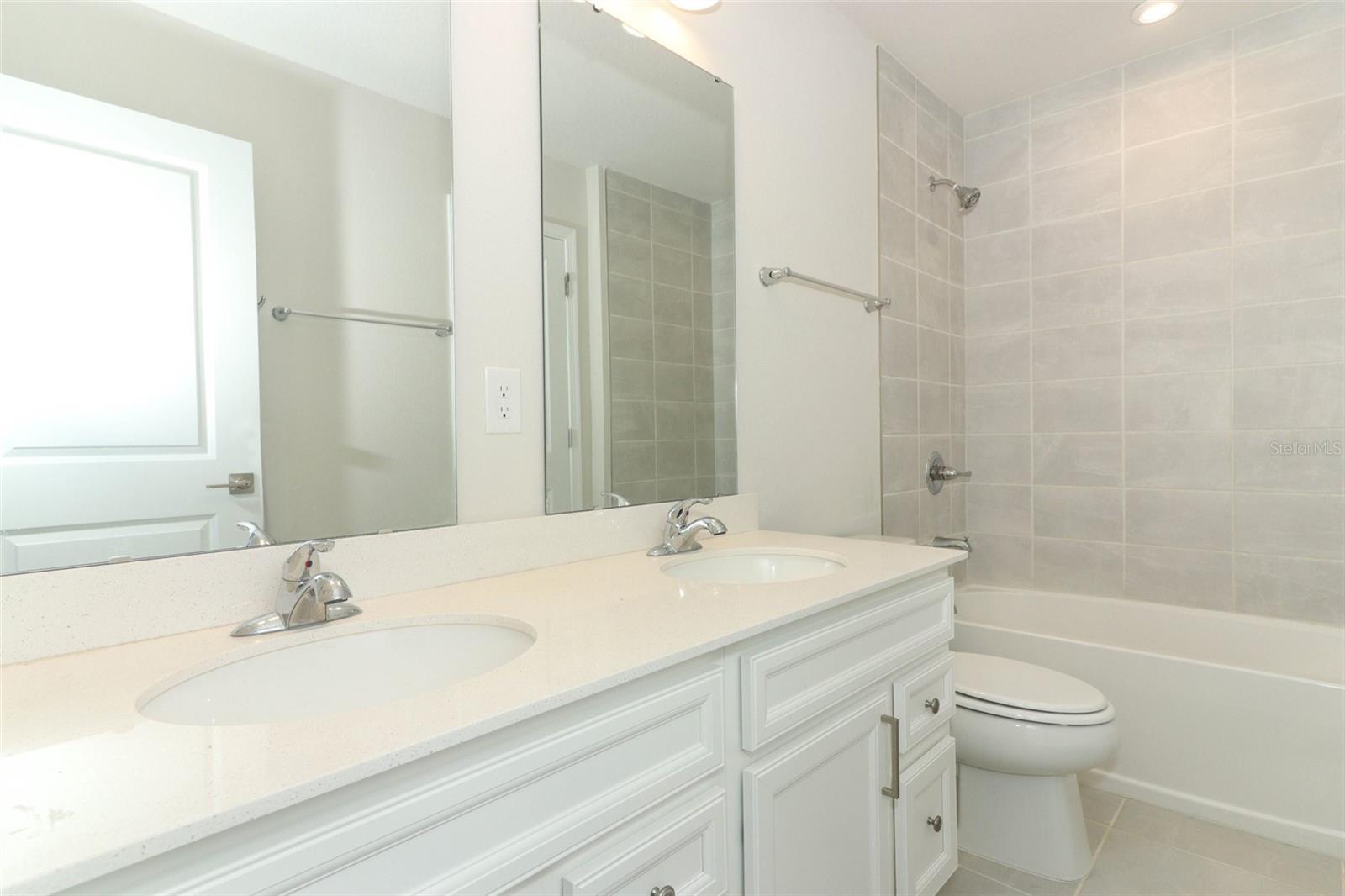1949 VICTORIA ST, DAVENPORT, FL, 33837