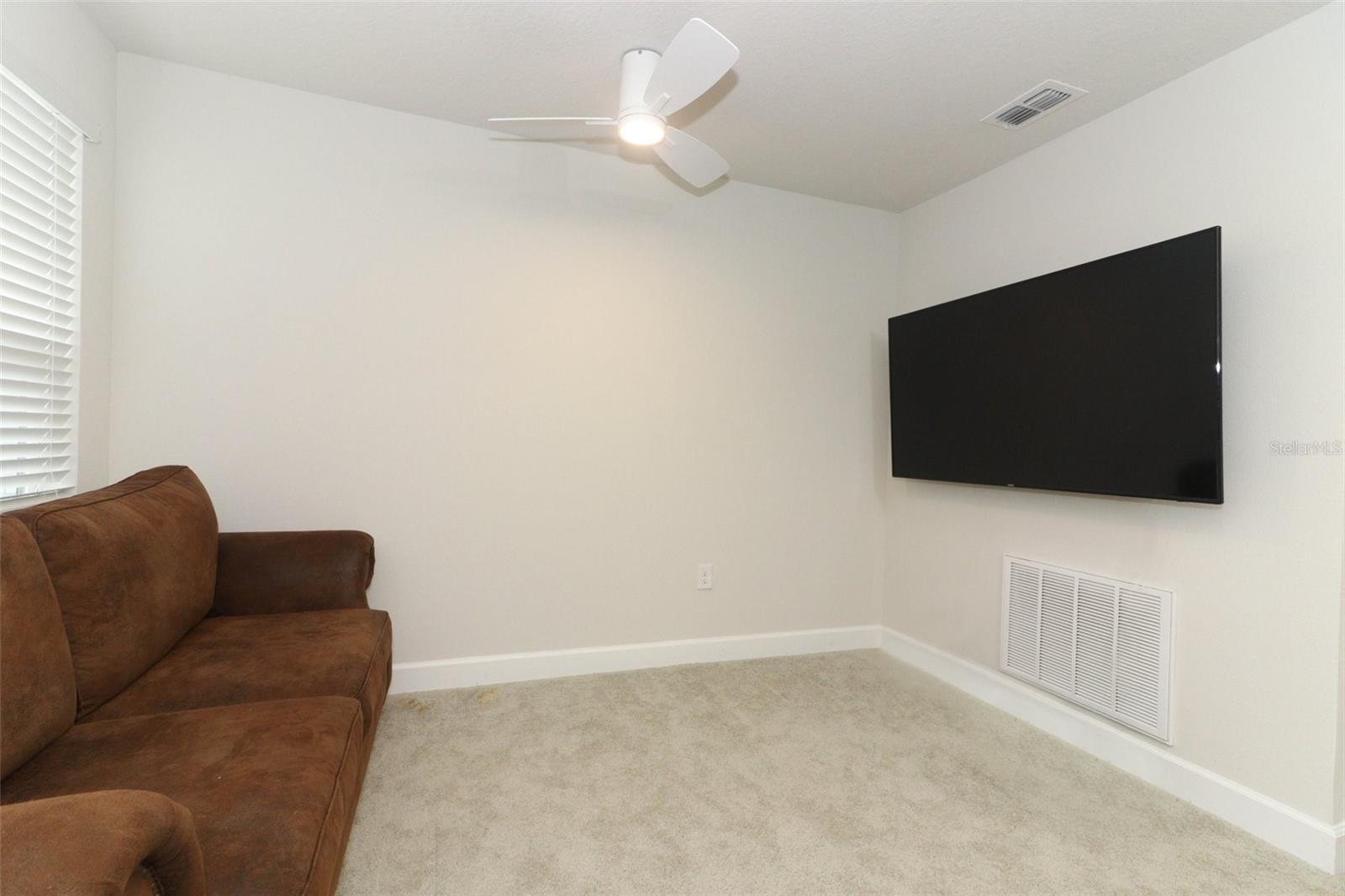 1949 VICTORIA ST, DAVENPORT, FL, 33837