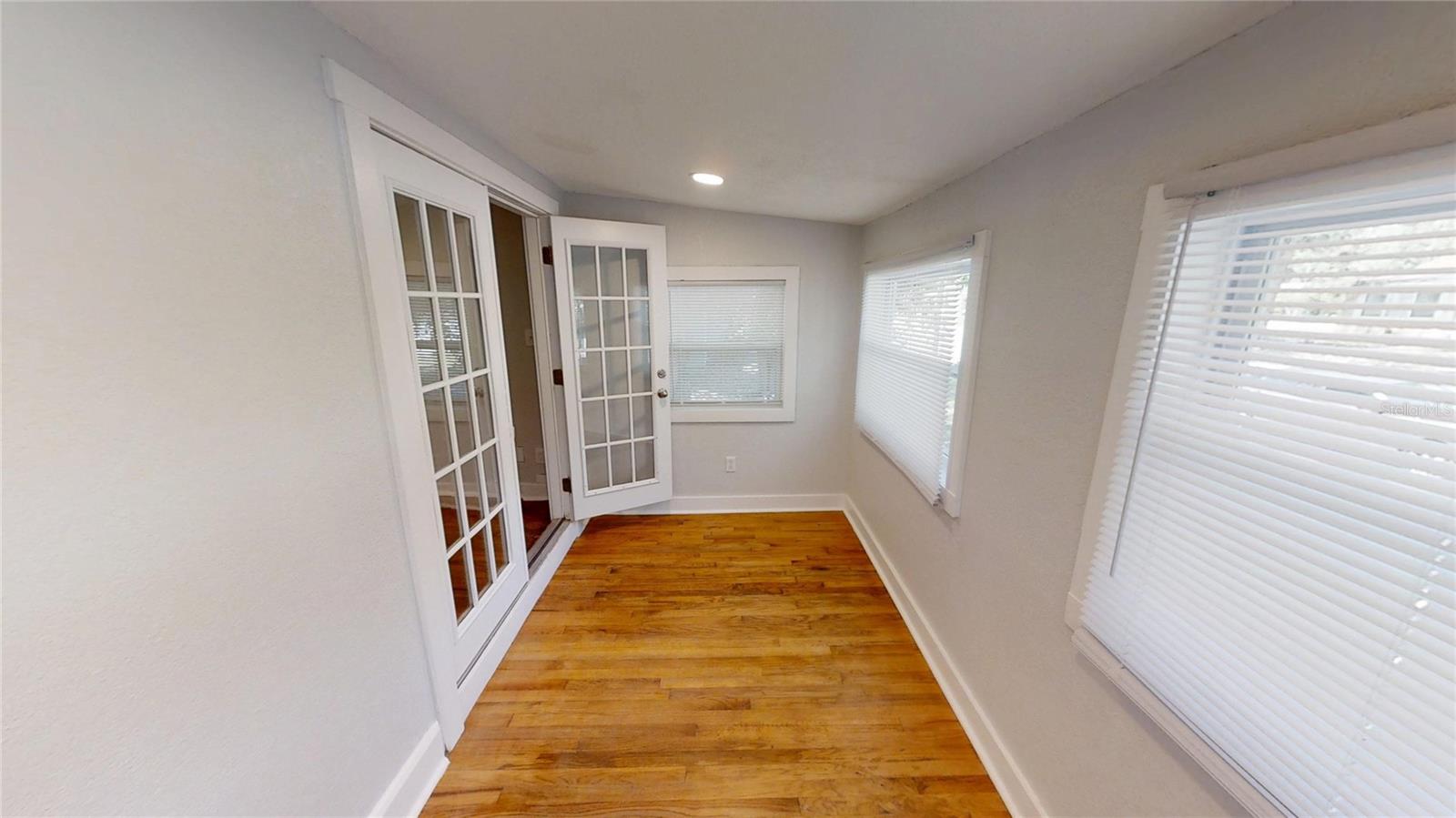 1816 34TH AVE N, ST PETERSBURG, FL, 33713
