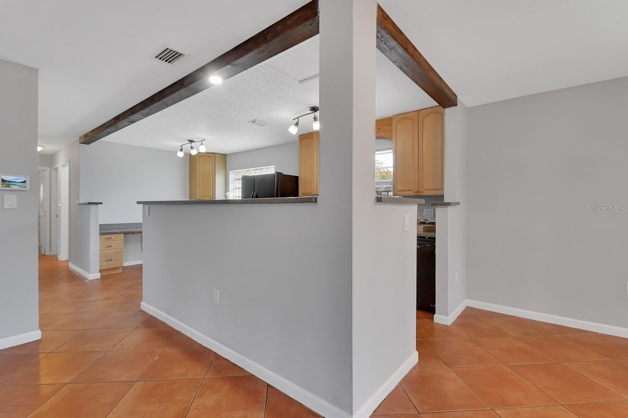 129 S MARYDELL AVE, DELAND, FL, 32720