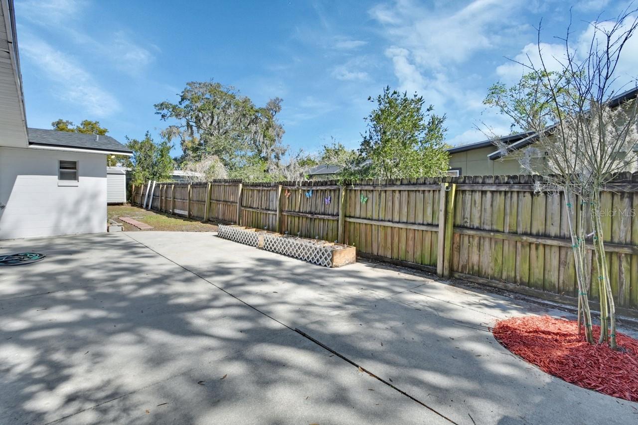 129 S MARYDELL AVE, DELAND, FL, 32720