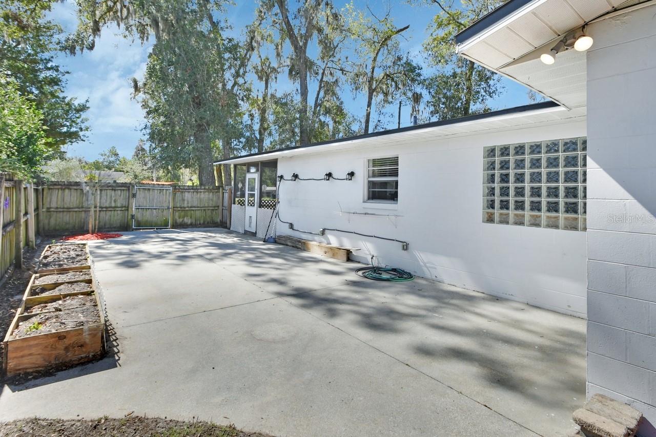 129 S MARYDELL AVE, DELAND, FL, 32720