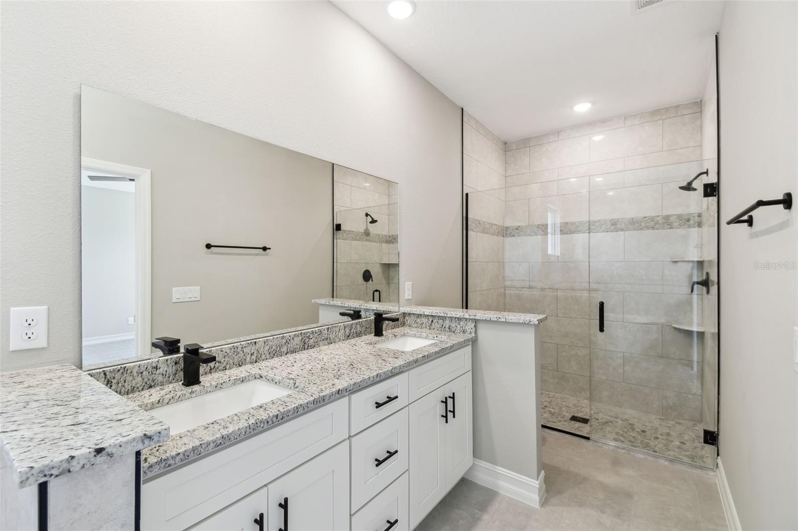 1870 BLACKWELDER RD, DE LEON SPRINGS, FL, 32130