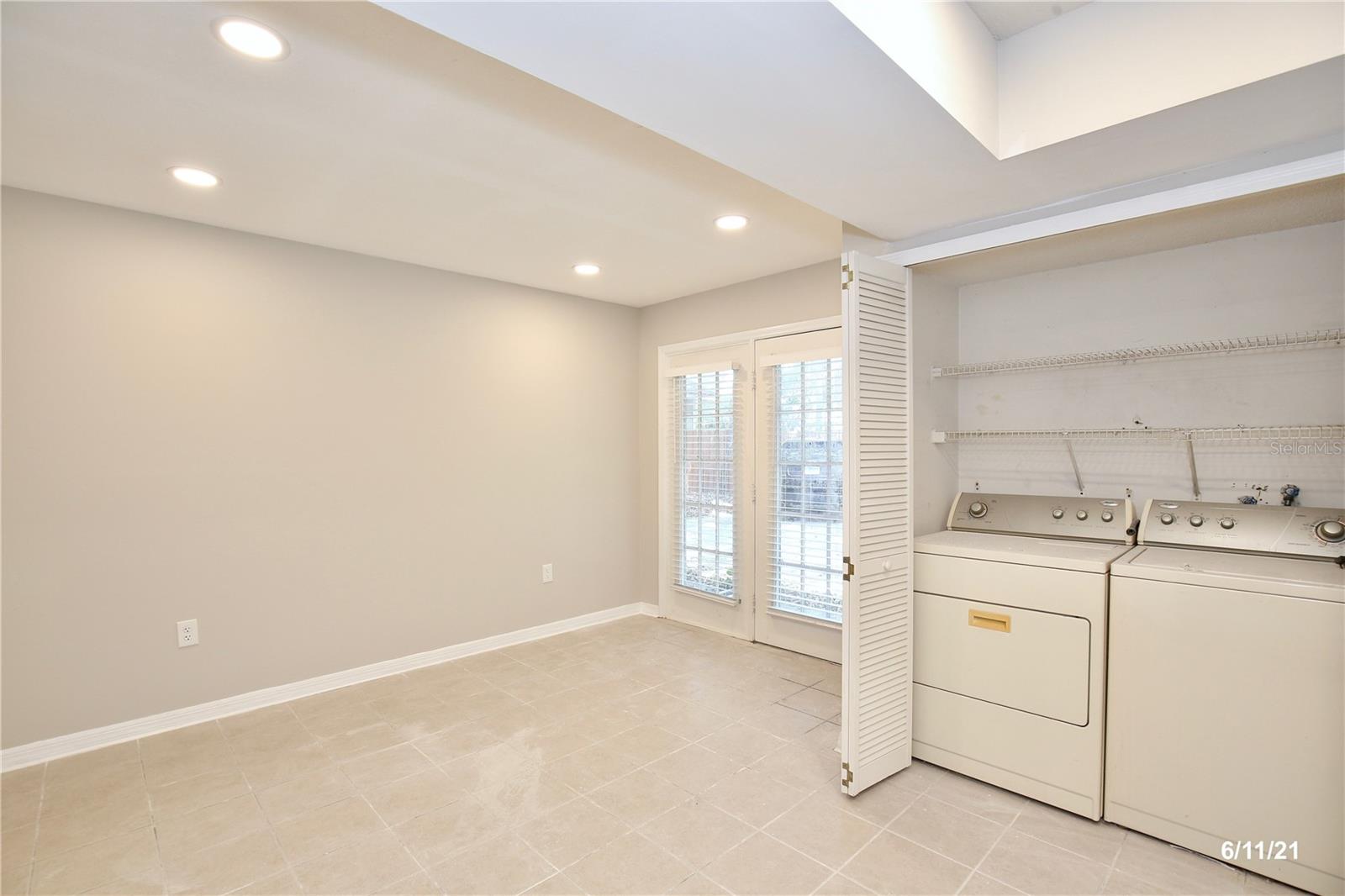 1111 PALMER ST, ORLANDO, FL, 32801