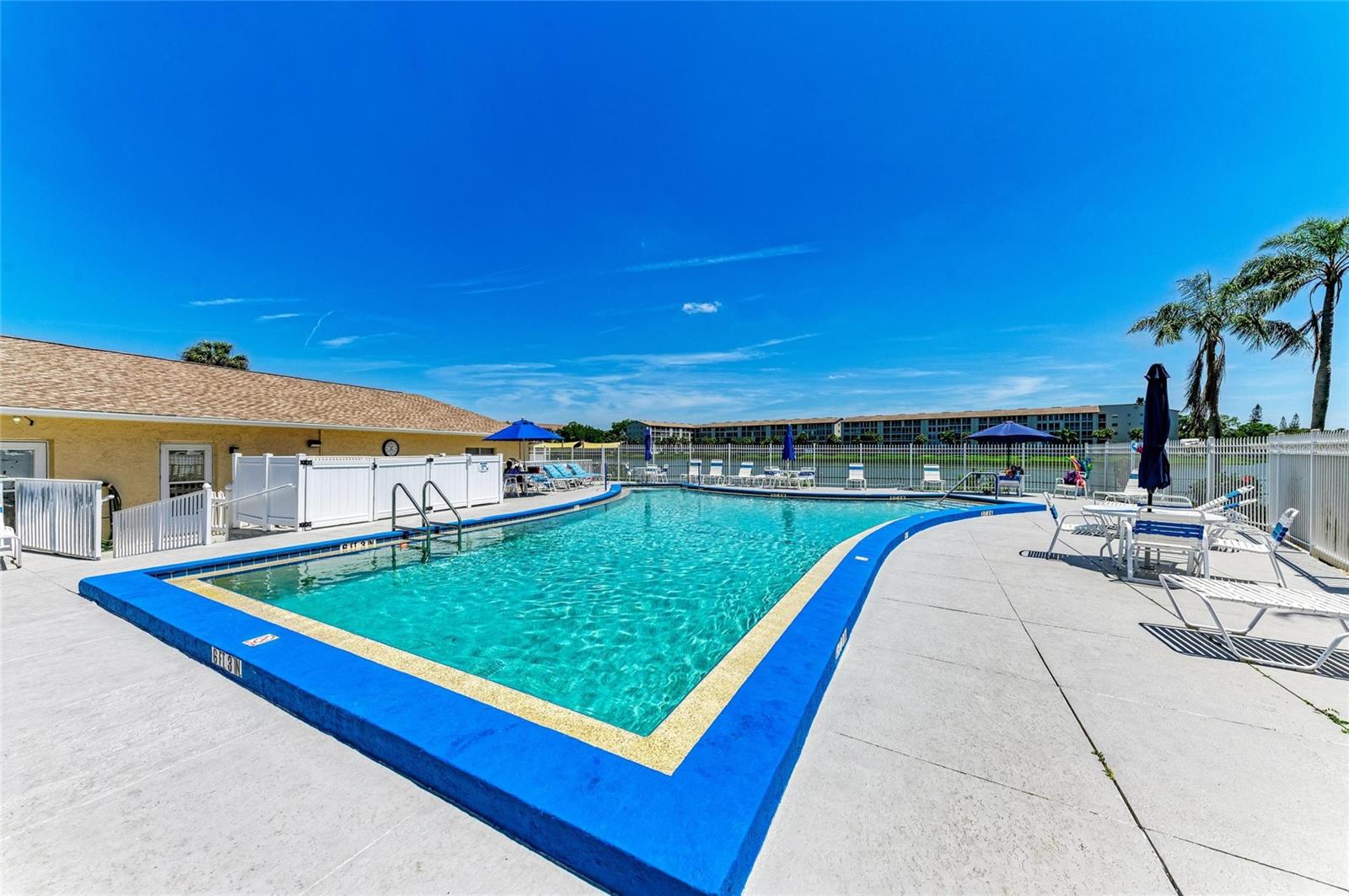 3829 LAKE BAYSHORE DR #511, BRADENTON, FL, 34205