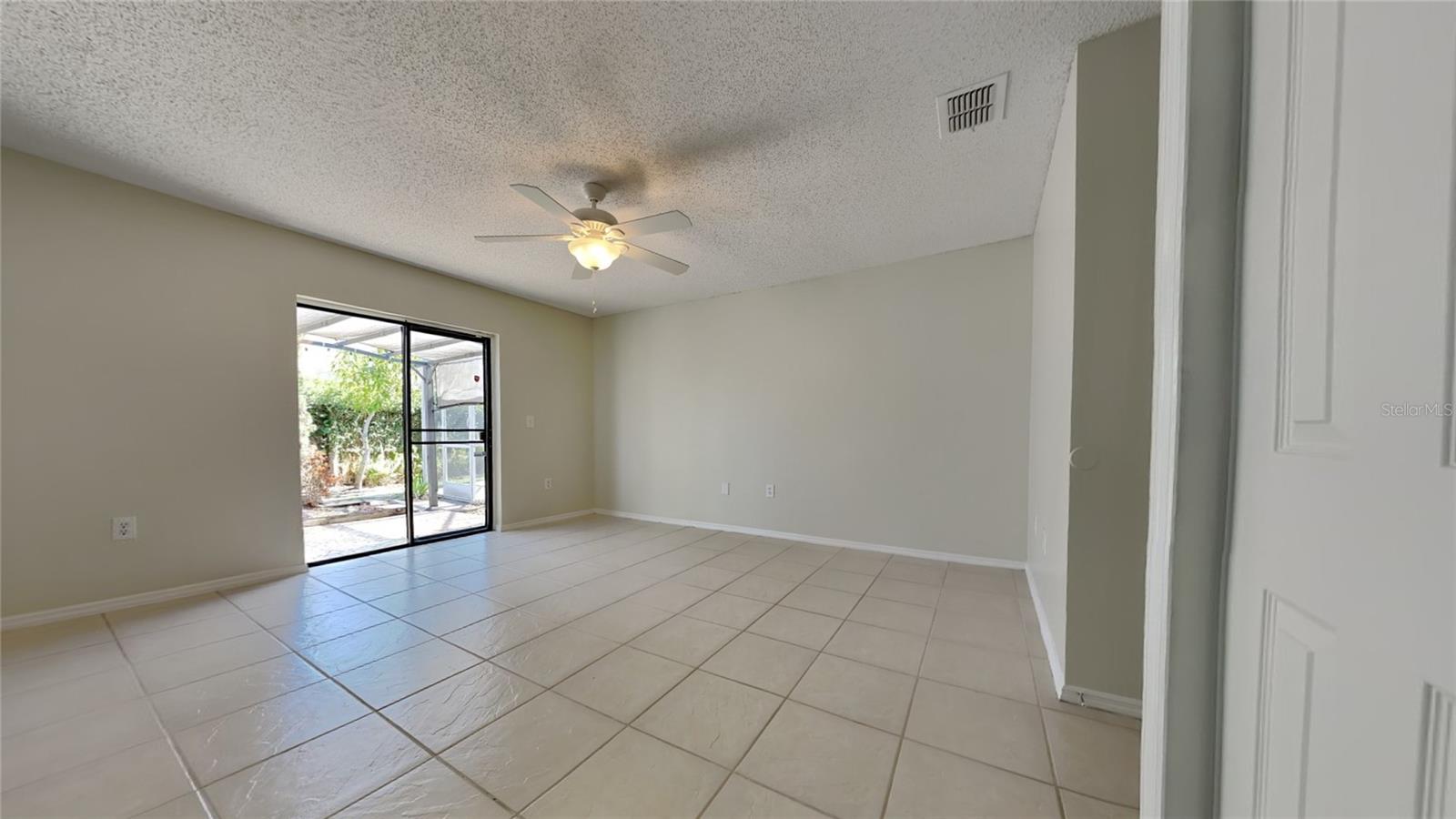512 LOST CREEK CT, KISSIMMEE, FL, 34743